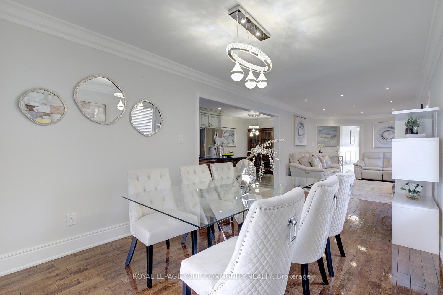 Photo 14 of 25 D'amato Crescent, Vaughan, Maple — HOMEH