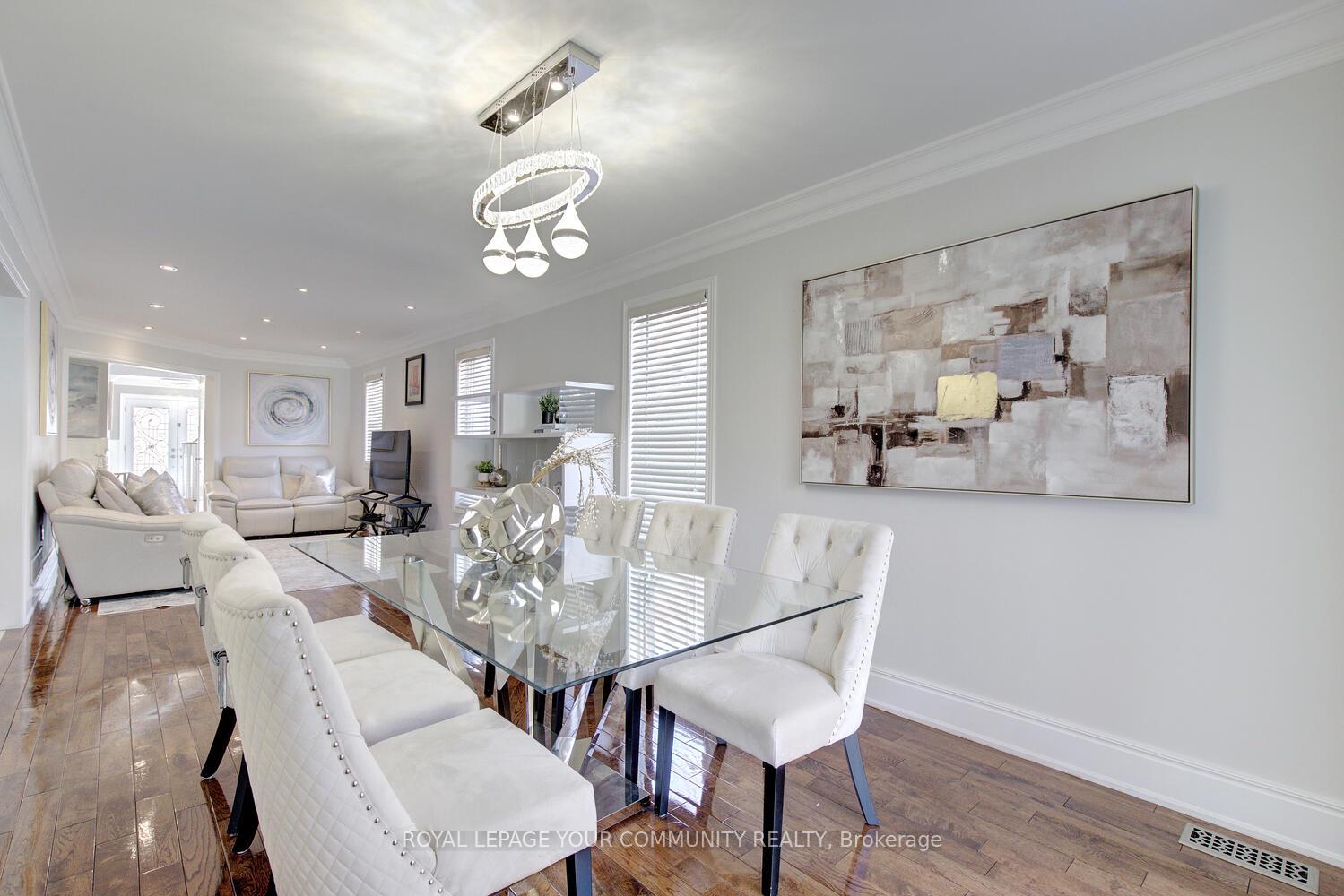Photo 15 of 25 D'amato Crescent, Vaughan, Maple — HOMEH