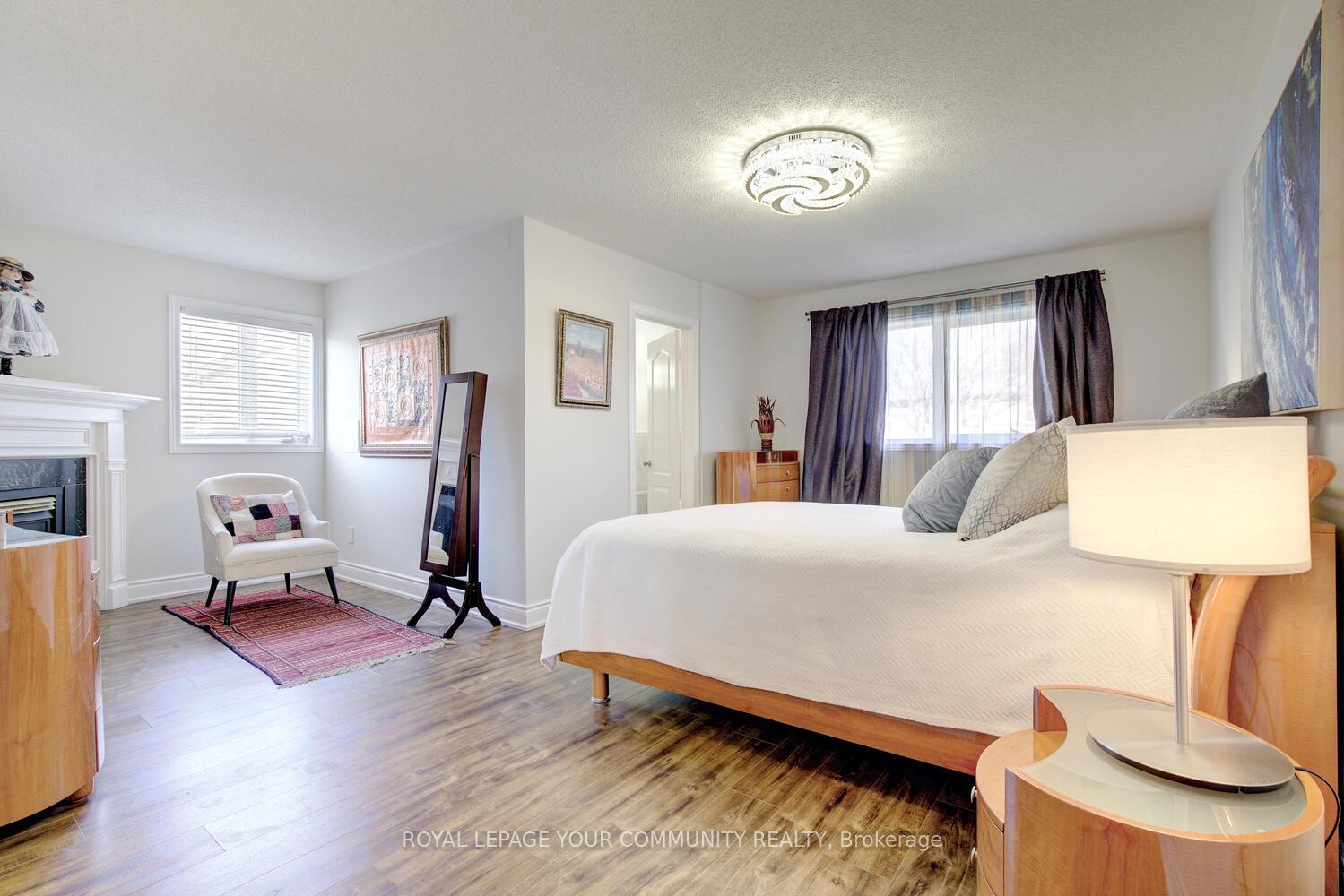 Photo 30 of 25 D'amato Crescent, Vaughan, Maple — HOMEH