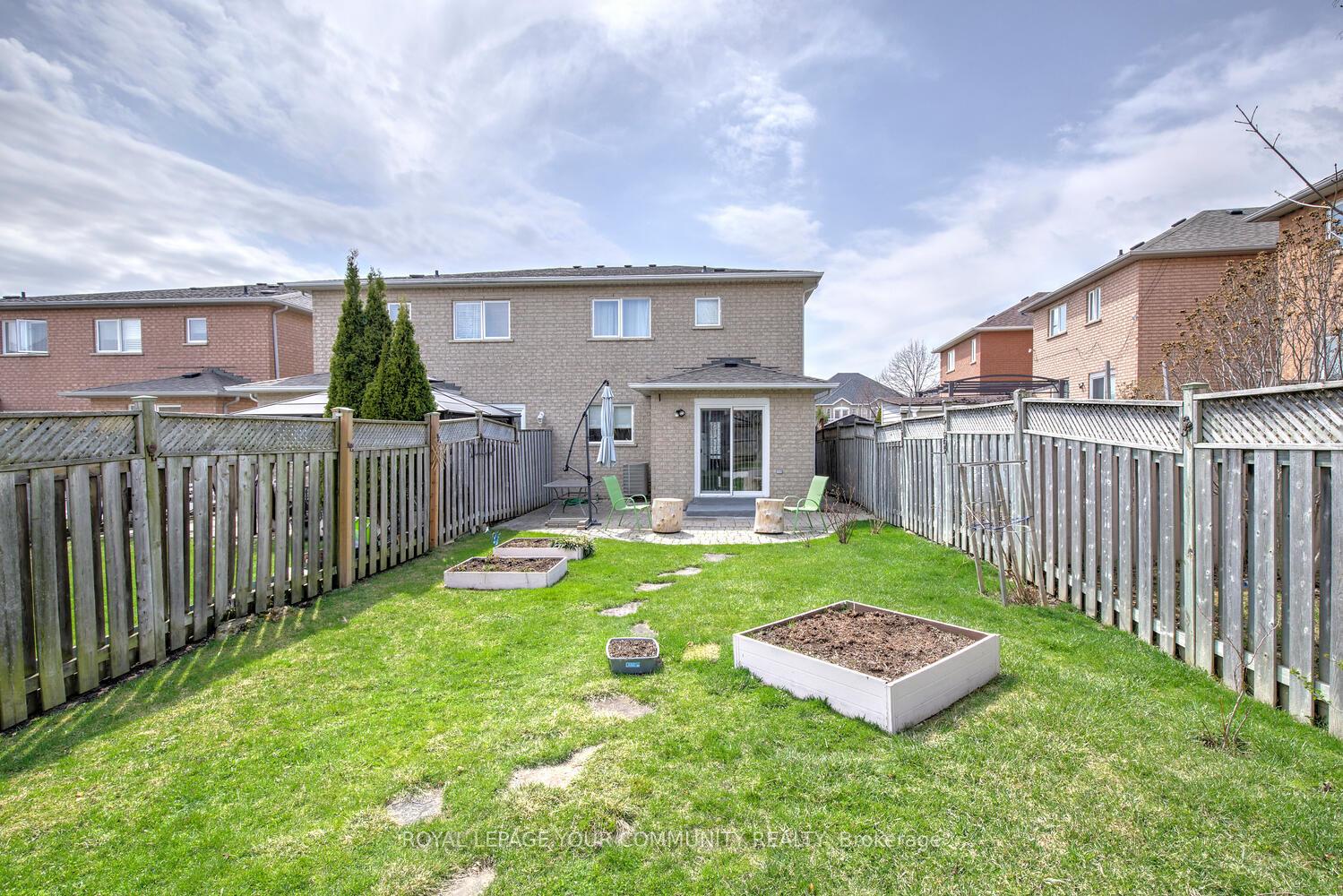 Photo 49 of 25 D'amato Crescent, Vaughan, Maple — HOMEH