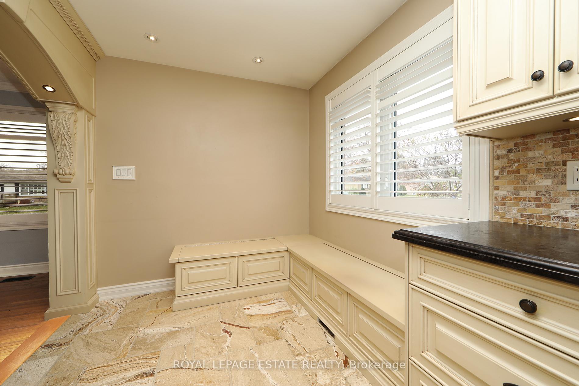 Photo 11 of 207 Lee Avenue, Whitby, Lynde Creek — HOMEH