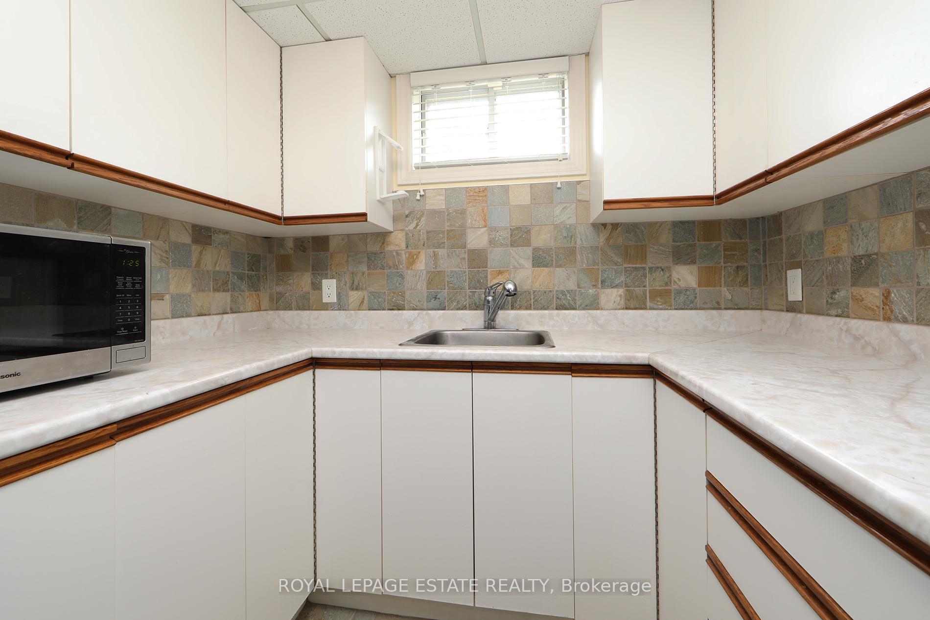 Photo 24 of 207 Lee Avenue, Whitby, Lynde Creek — HOMEH
