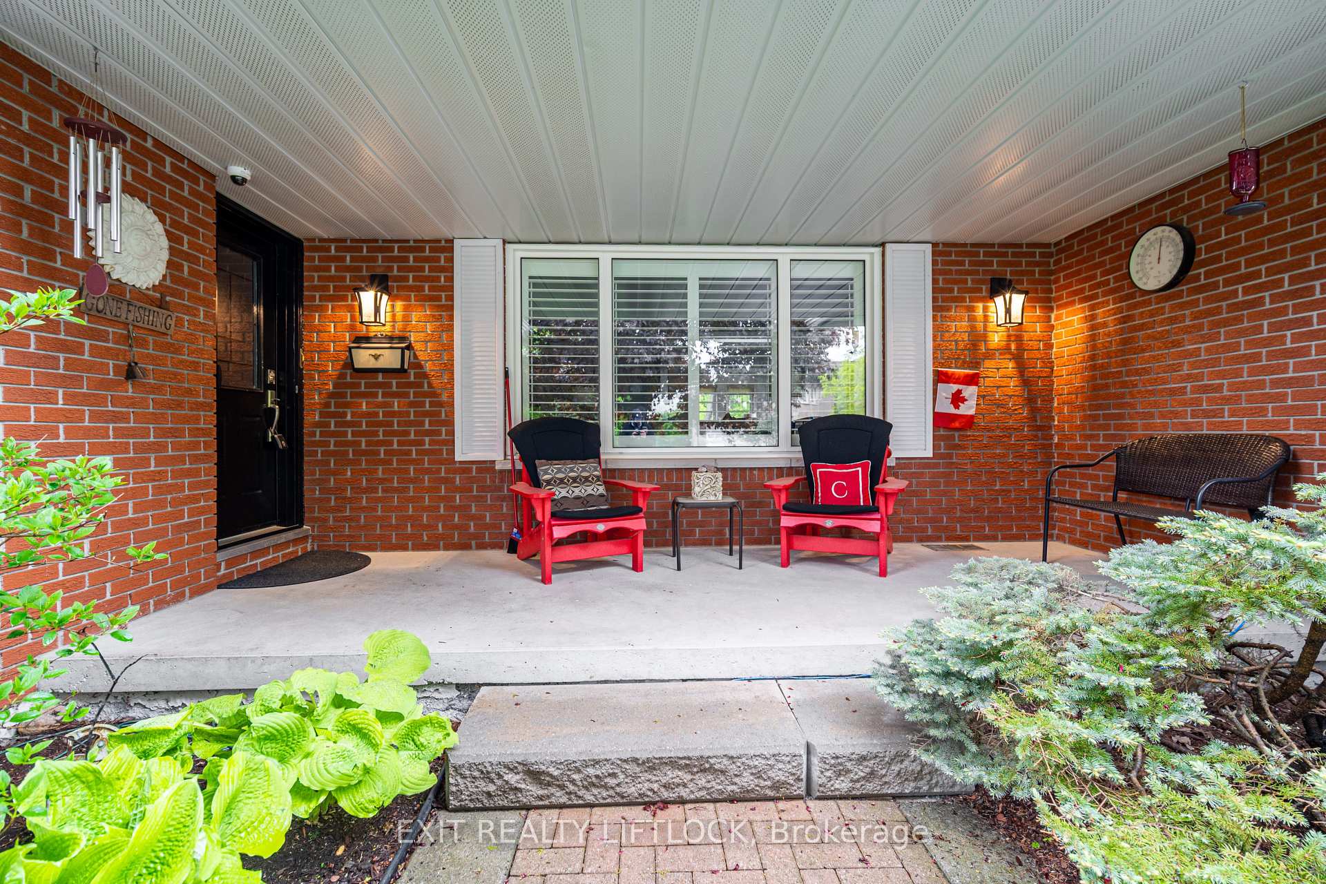 Photo 3 of 68 Champlain Crescent, Peterborough, Northcrest Ward 5 — HOMEH