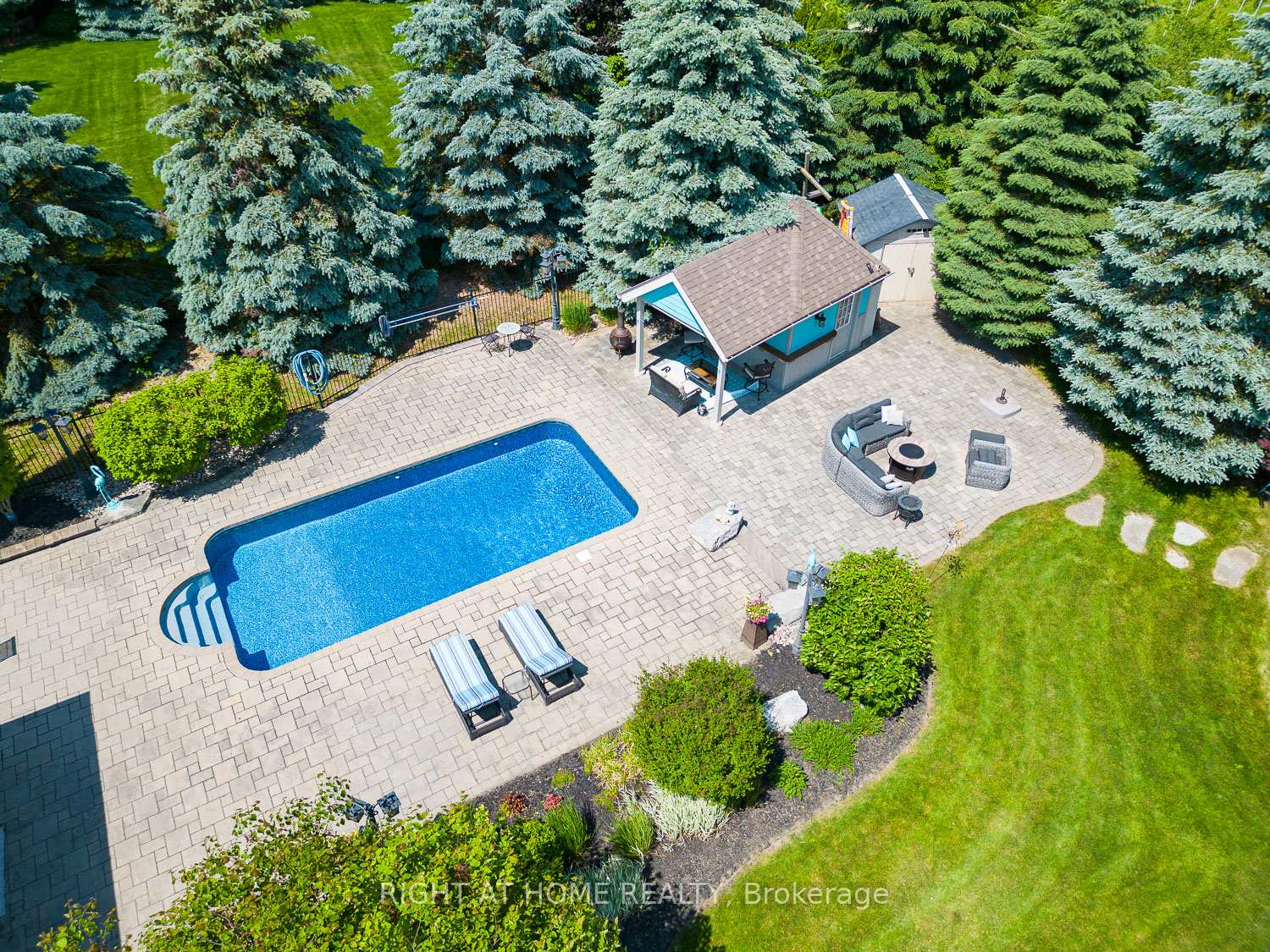 Photo 35 of 35 Wilson House Drive, Whitby, Rural Whitby — HOMEH