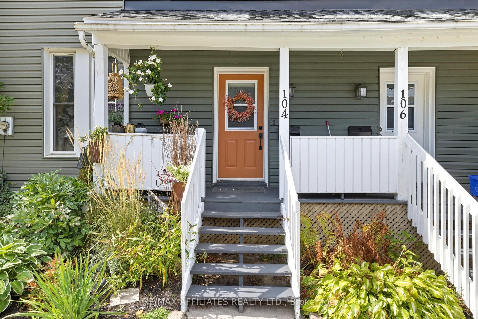 Photo 6 of 104 Bethune Street, Brockville — HOMEH