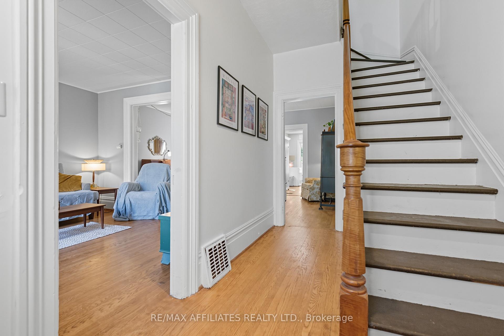 Photo 18 of 104 Bethune Street, Brockville — HOMEH