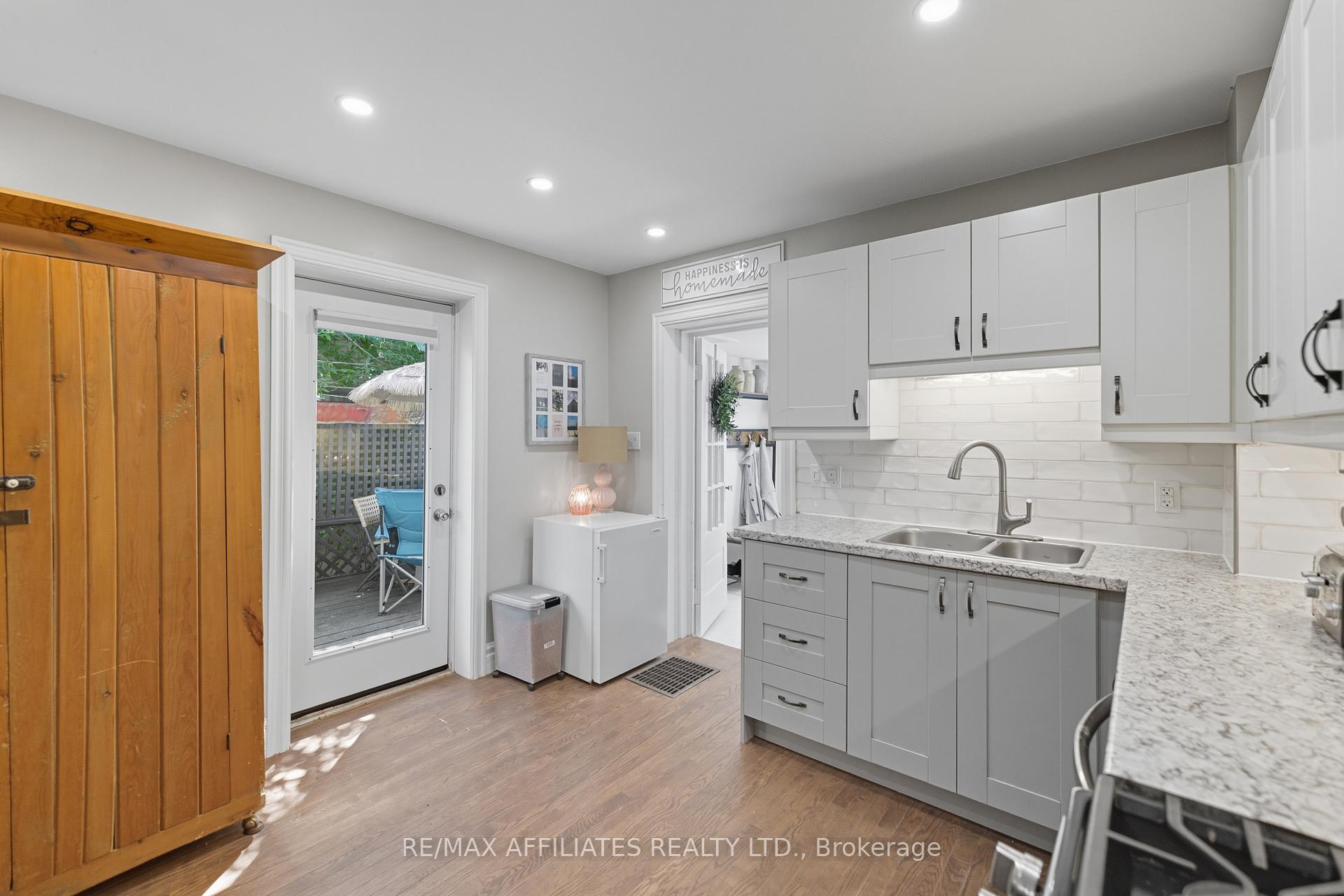 Photo 31 of 104 Bethune Street, Brockville — HOMEH