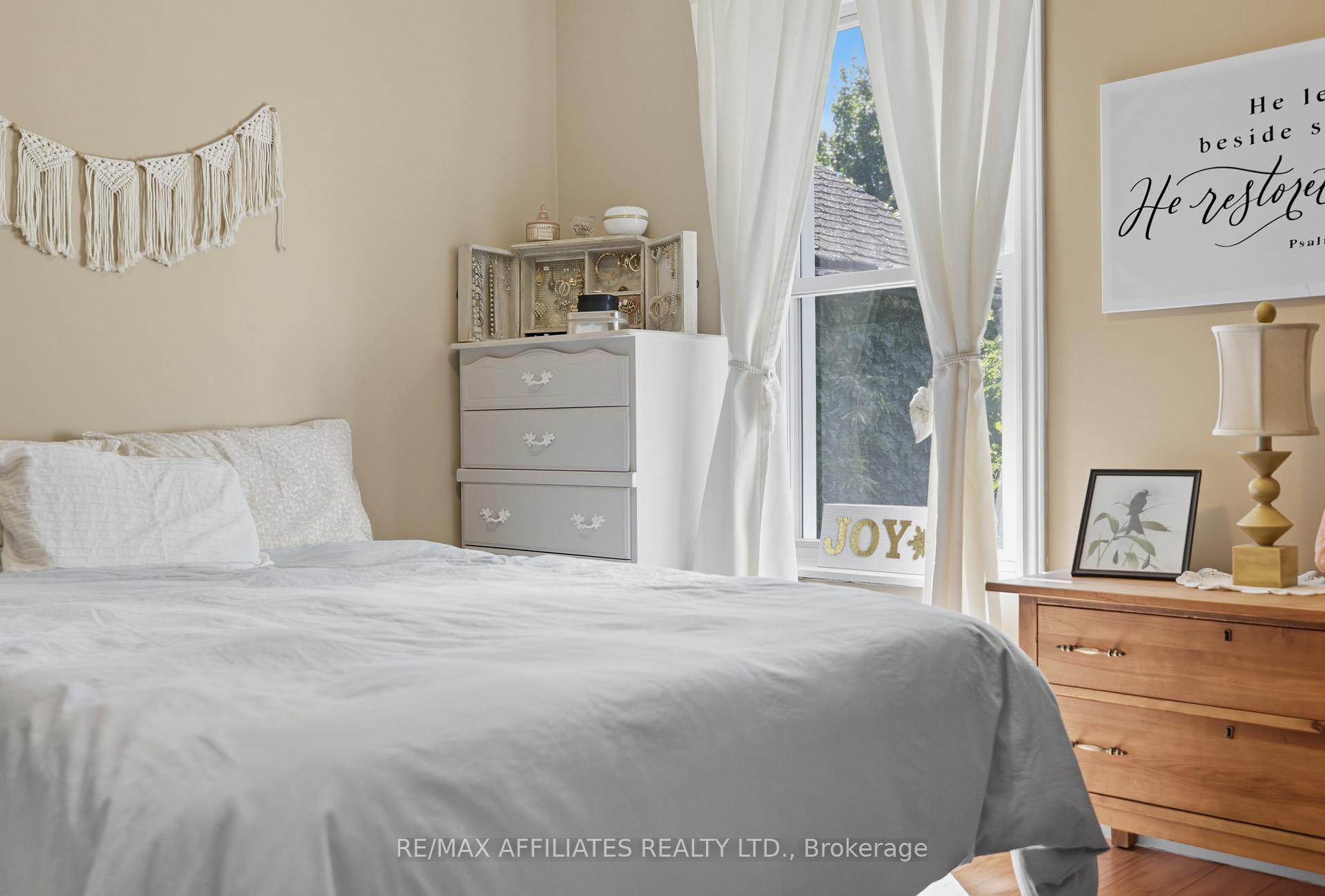 Photo 39 of 104 Bethune Street, Brockville — HOMEH