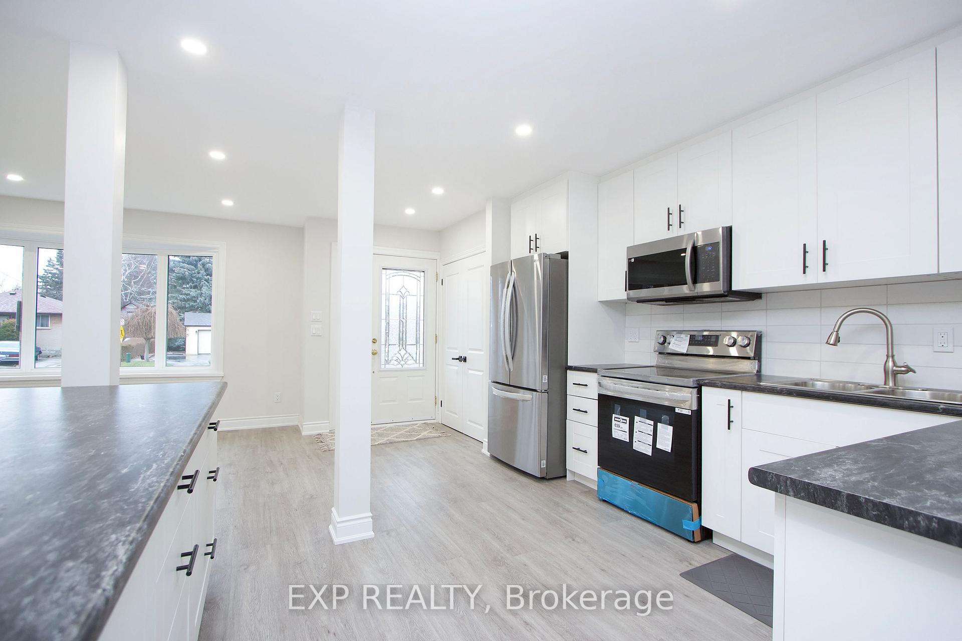 Photo 6 of 510 Nipigon Street, Oshawa, McLaughlin — HOMEH