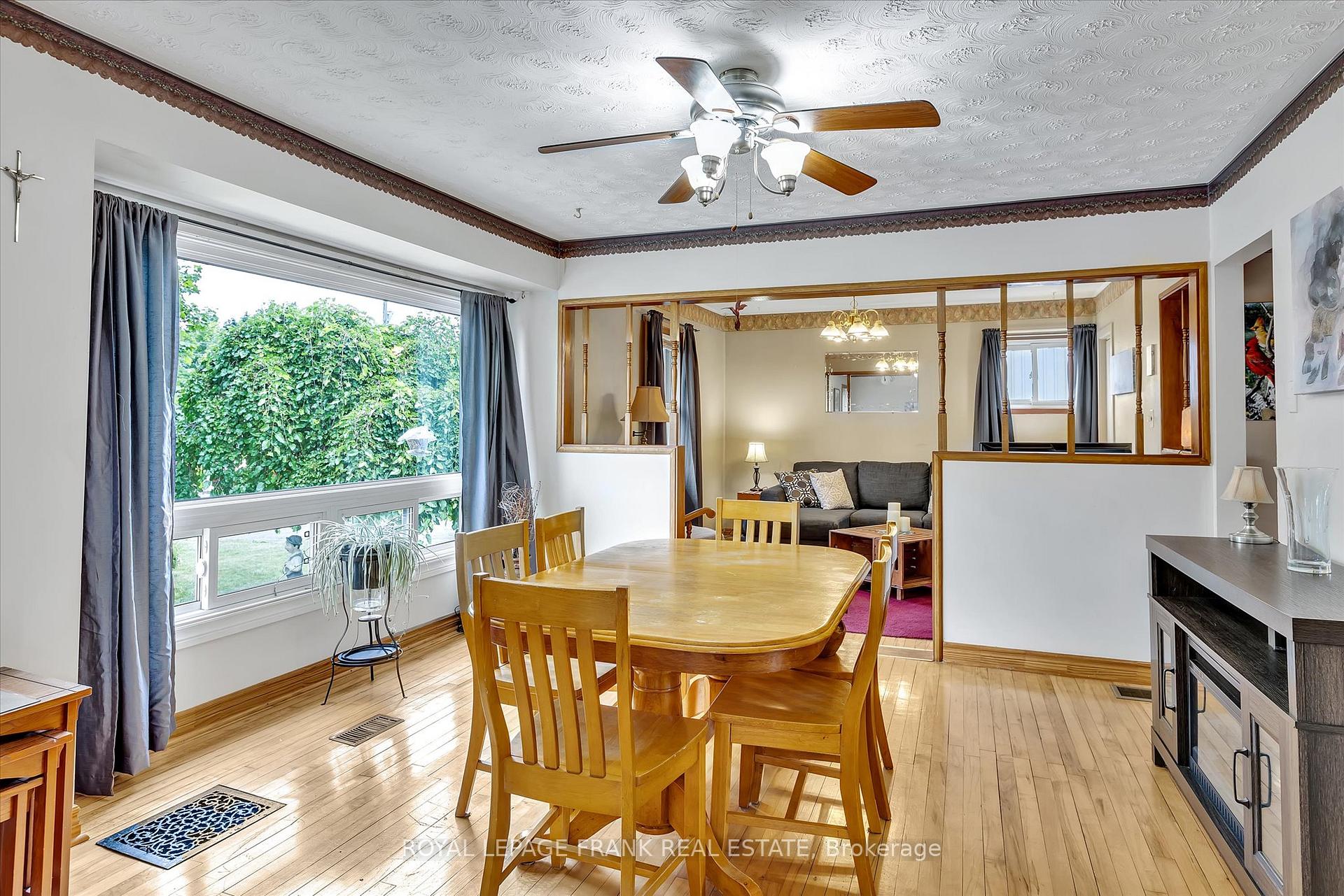 Photo 5 of 689 Hawley Street, Peterborough, Otonabee Ward 1 — HOMEH