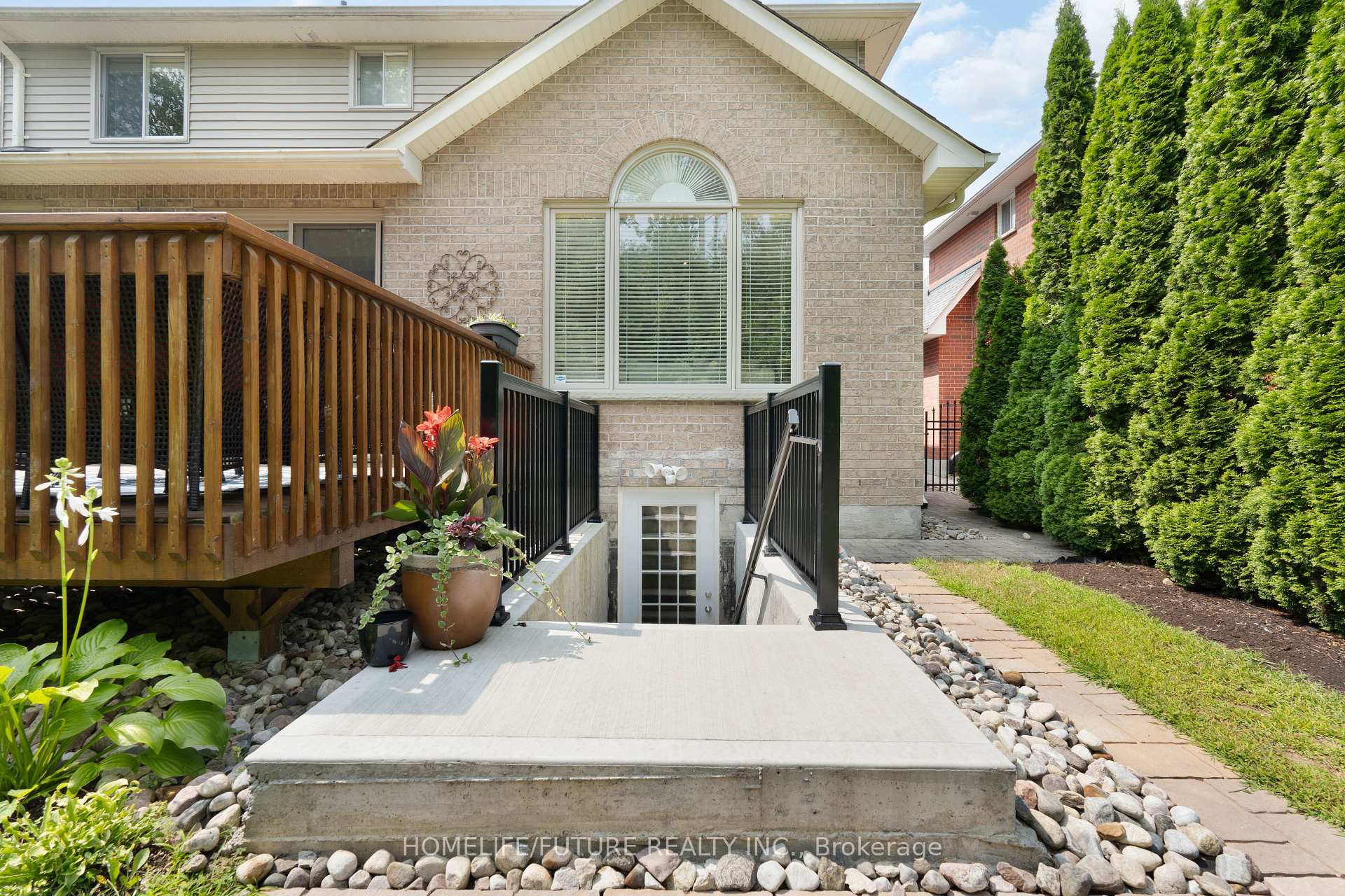 Photo 36 of 27 Pebblebrook Crescent, Whitby, Taunton North — HOMEH