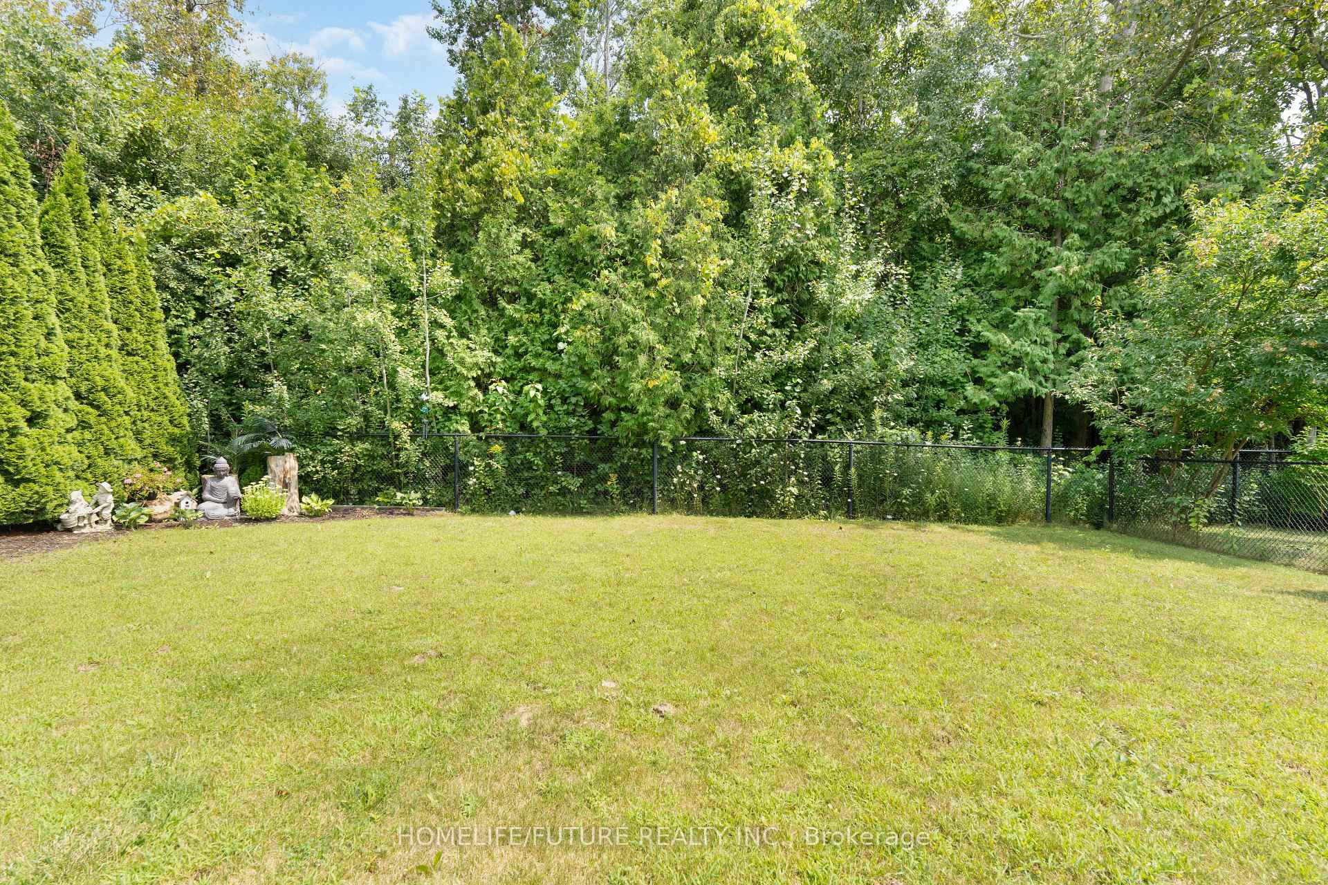 Photo 37 of 27 Pebblebrook Crescent, Whitby, Taunton North — HOMEH