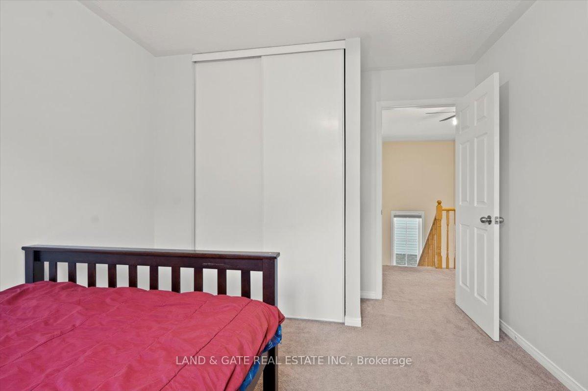 Photo 24 of 993 Mountview Court, Oshawa, Pinecrest — HOMEH