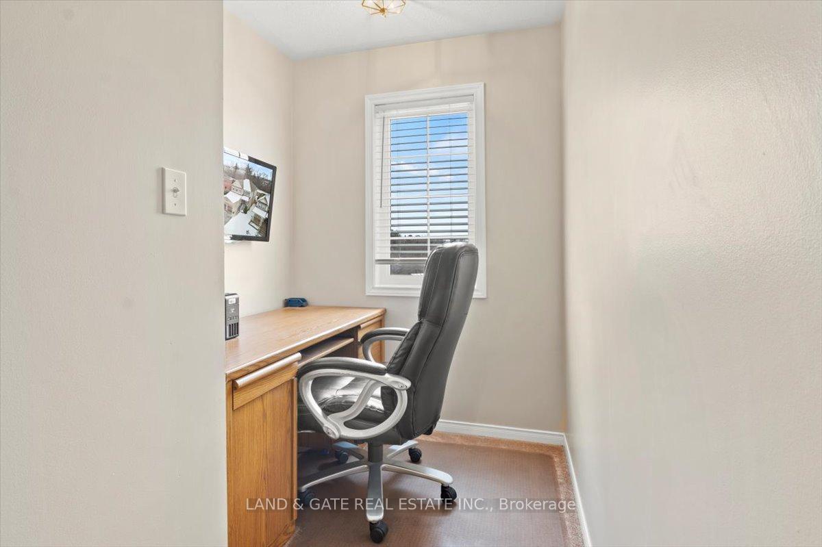 Photo 26 of 993 Mountview Court, Oshawa, Pinecrest — HOMEH