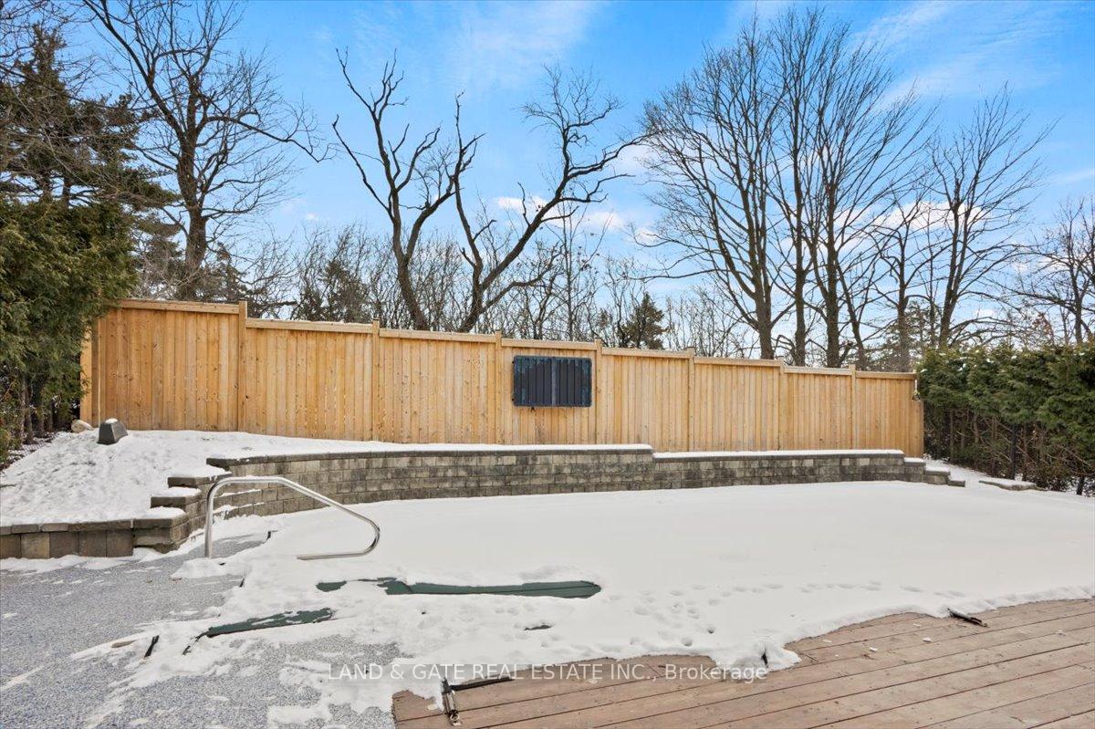 Photo 36 of 993 Mountview Court, Oshawa, Pinecrest — HOMEH