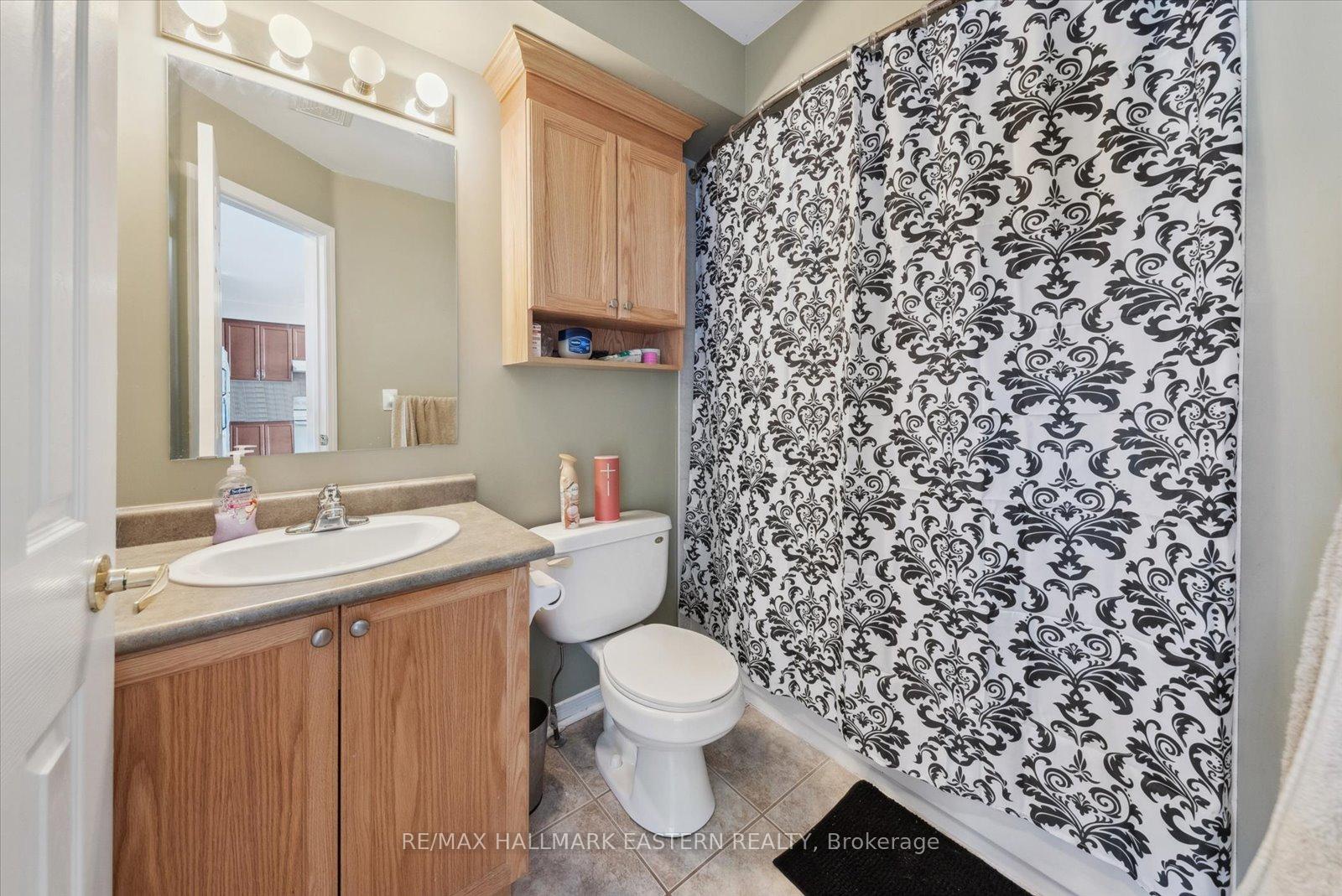 Photo 7 of 257 Tobin Court, Peterborough, Northcrest Ward 5 — HOMEH