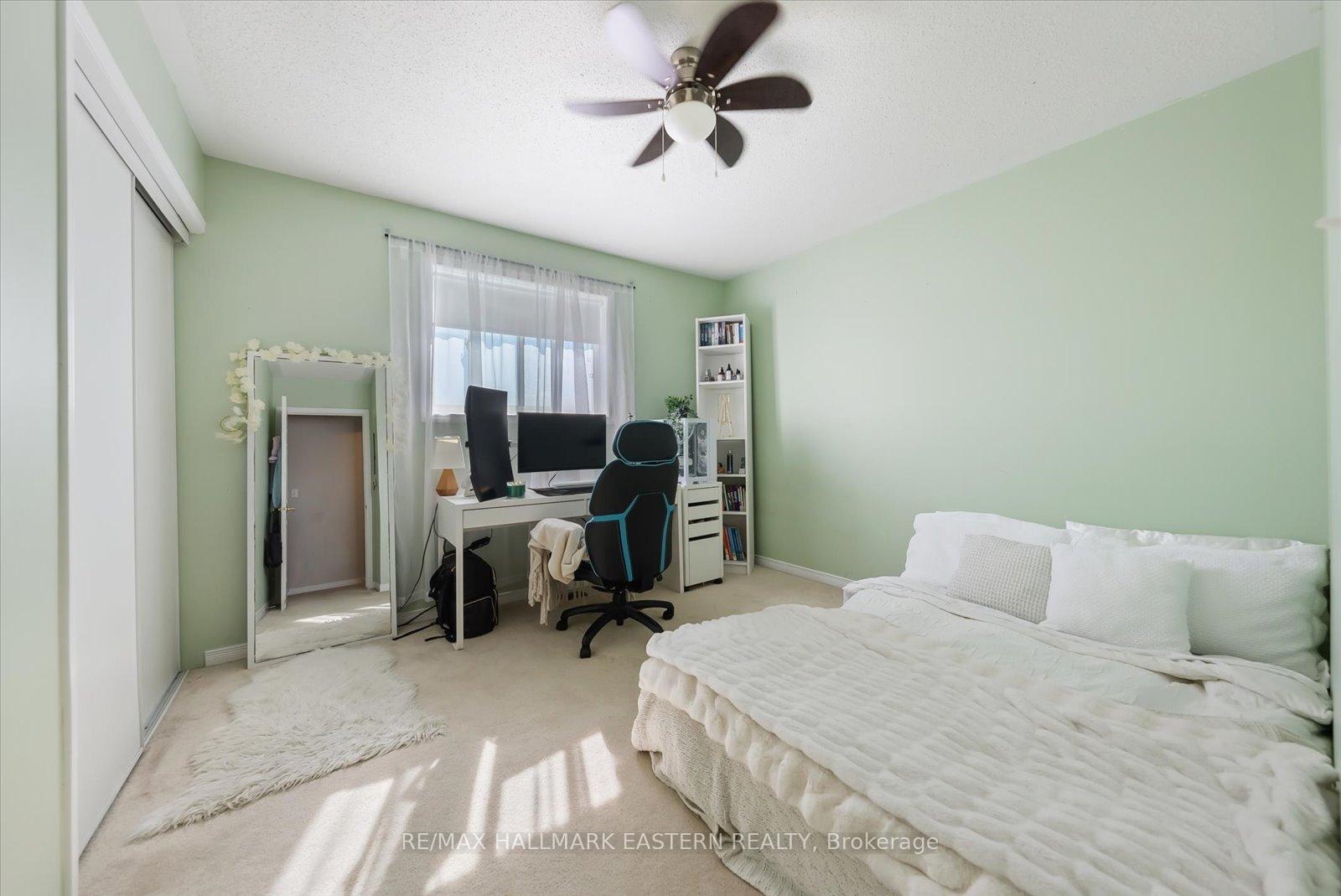 Photo 10 of 257 Tobin Court, Peterborough, Northcrest Ward 5 — HOMEH