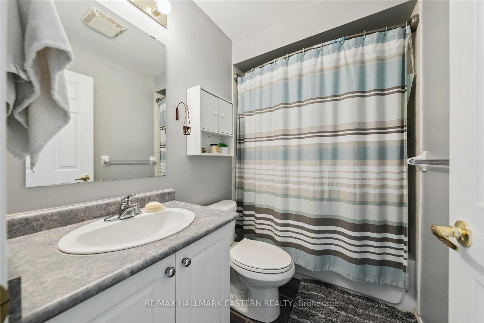 Photo 12 of 257 Tobin Court, Peterborough, Northcrest Ward 5 — HOMEH