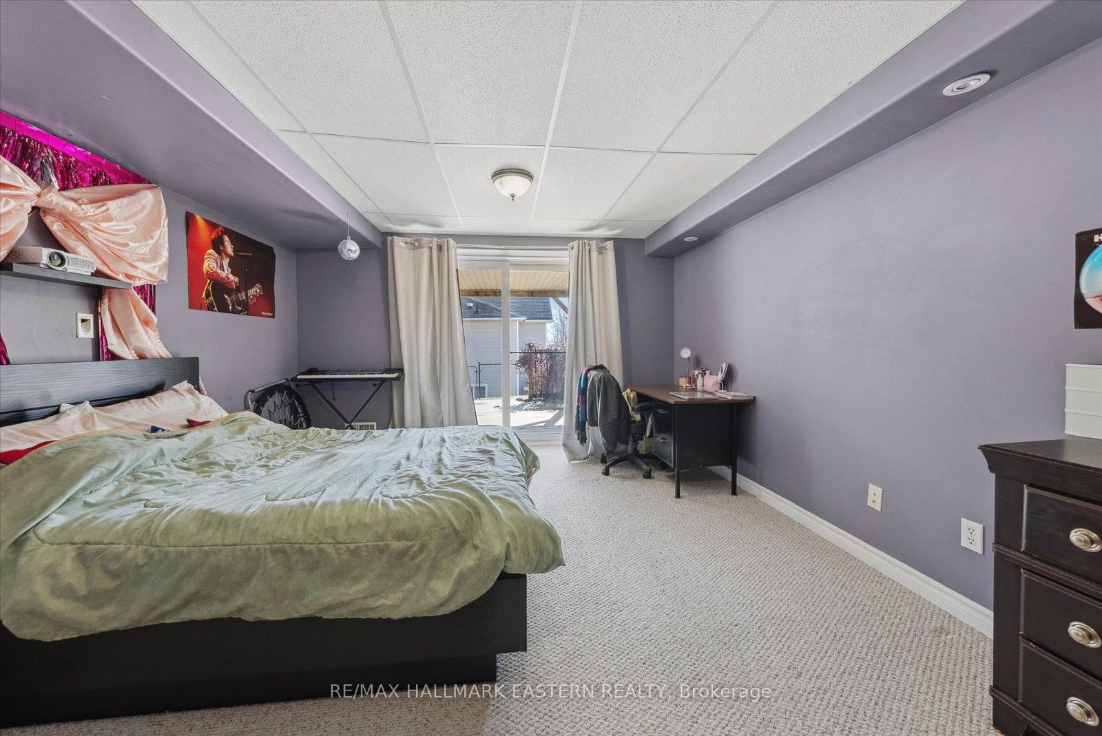 Photo 17 of 257 Tobin Court, Peterborough, Northcrest Ward 5 — HOMEH
