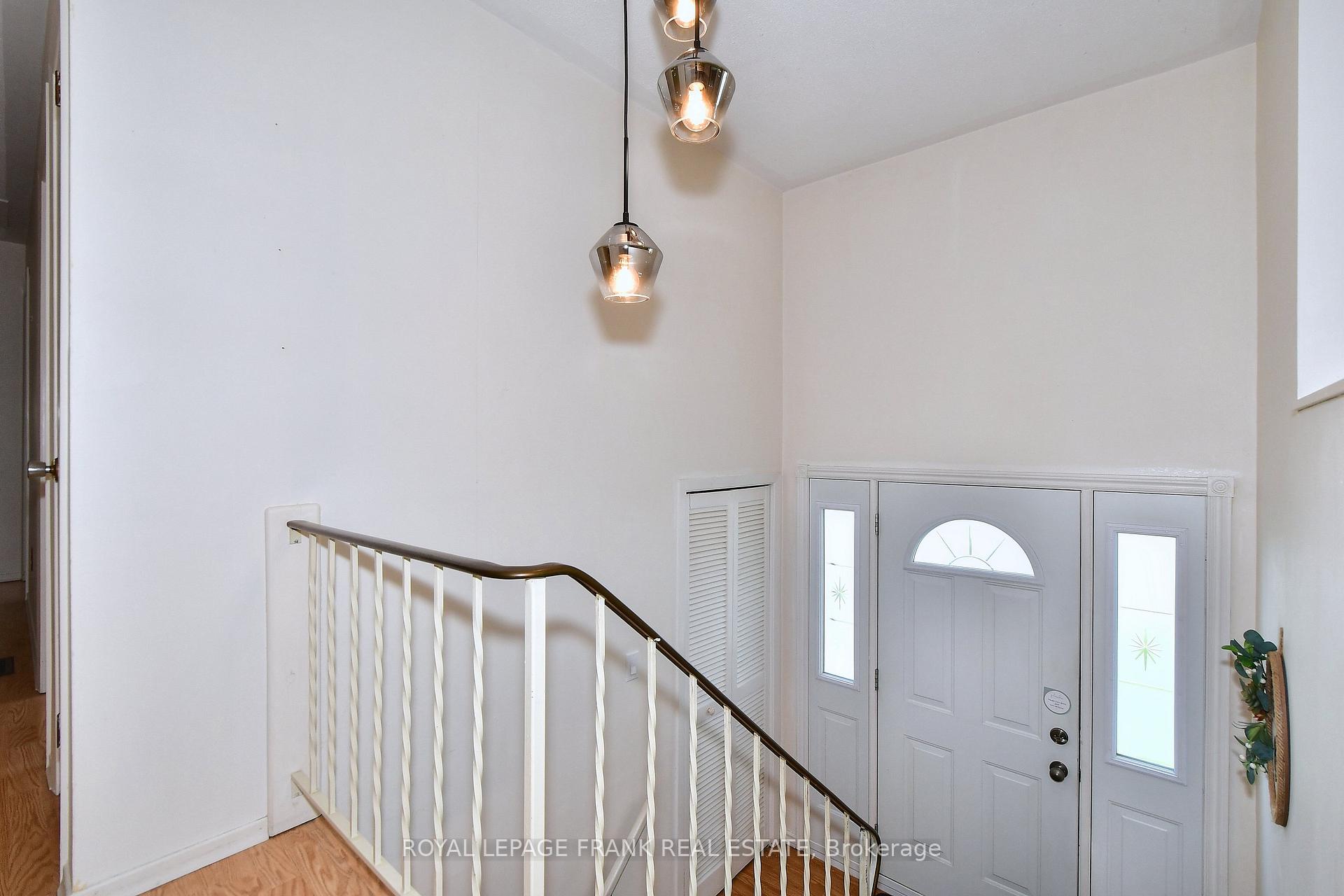Photo 5 of 1538 Cherryhill Road, Peterborough, Monaghan Ward 2 — HOMEH