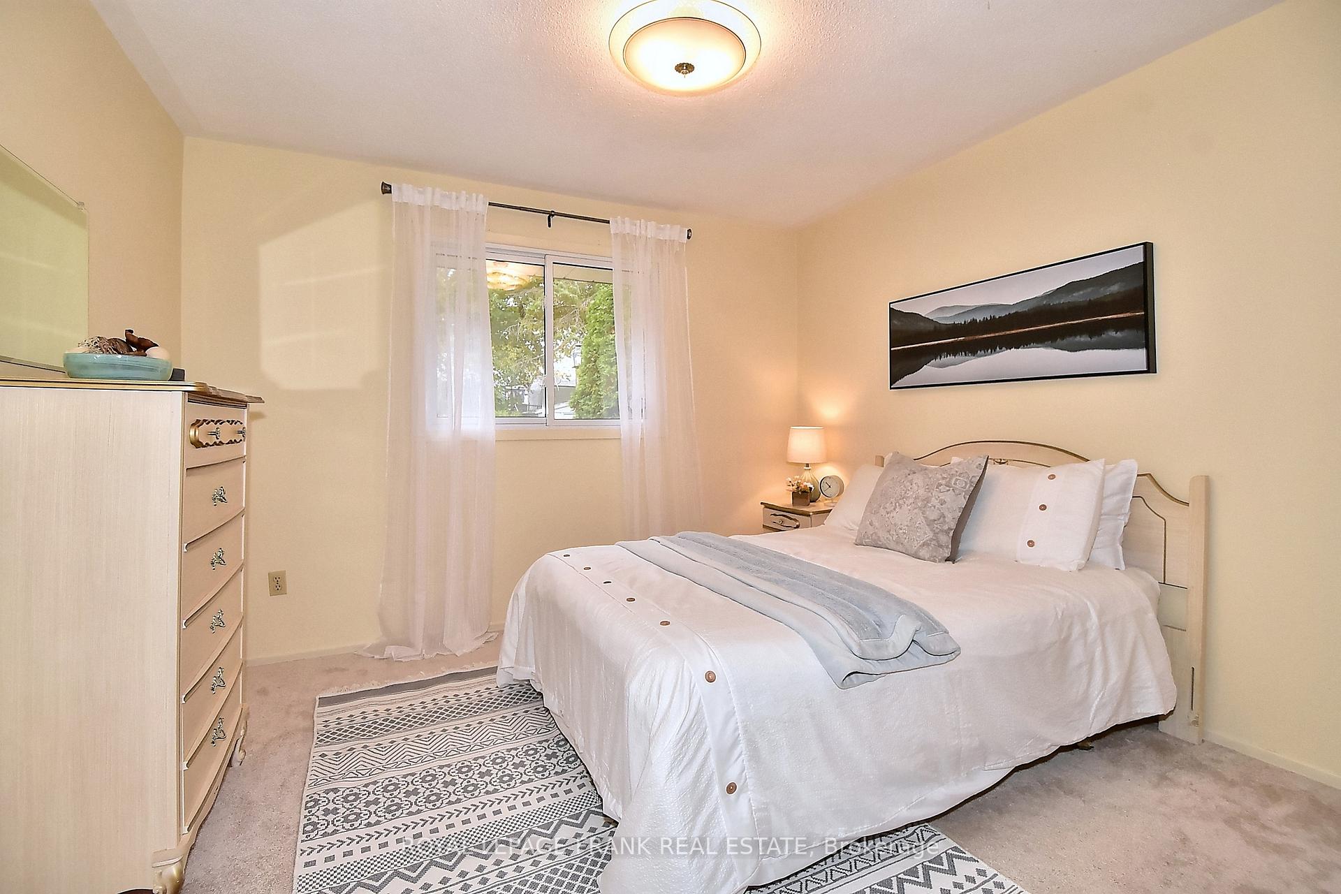Photo 14 of 1538 Cherryhill Road, Peterborough, Monaghan Ward 2 — HOMEH