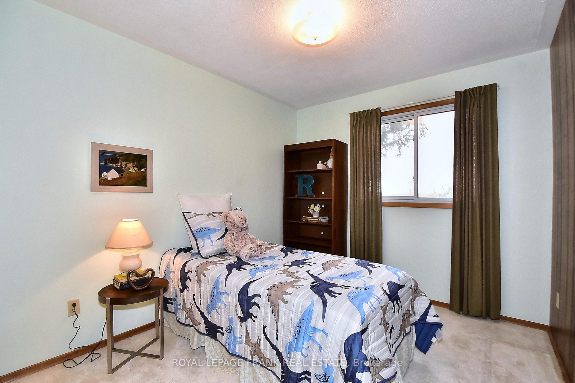 Photo 16 of 1538 Cherryhill Road, Peterborough, Monaghan Ward 2 — HOMEH