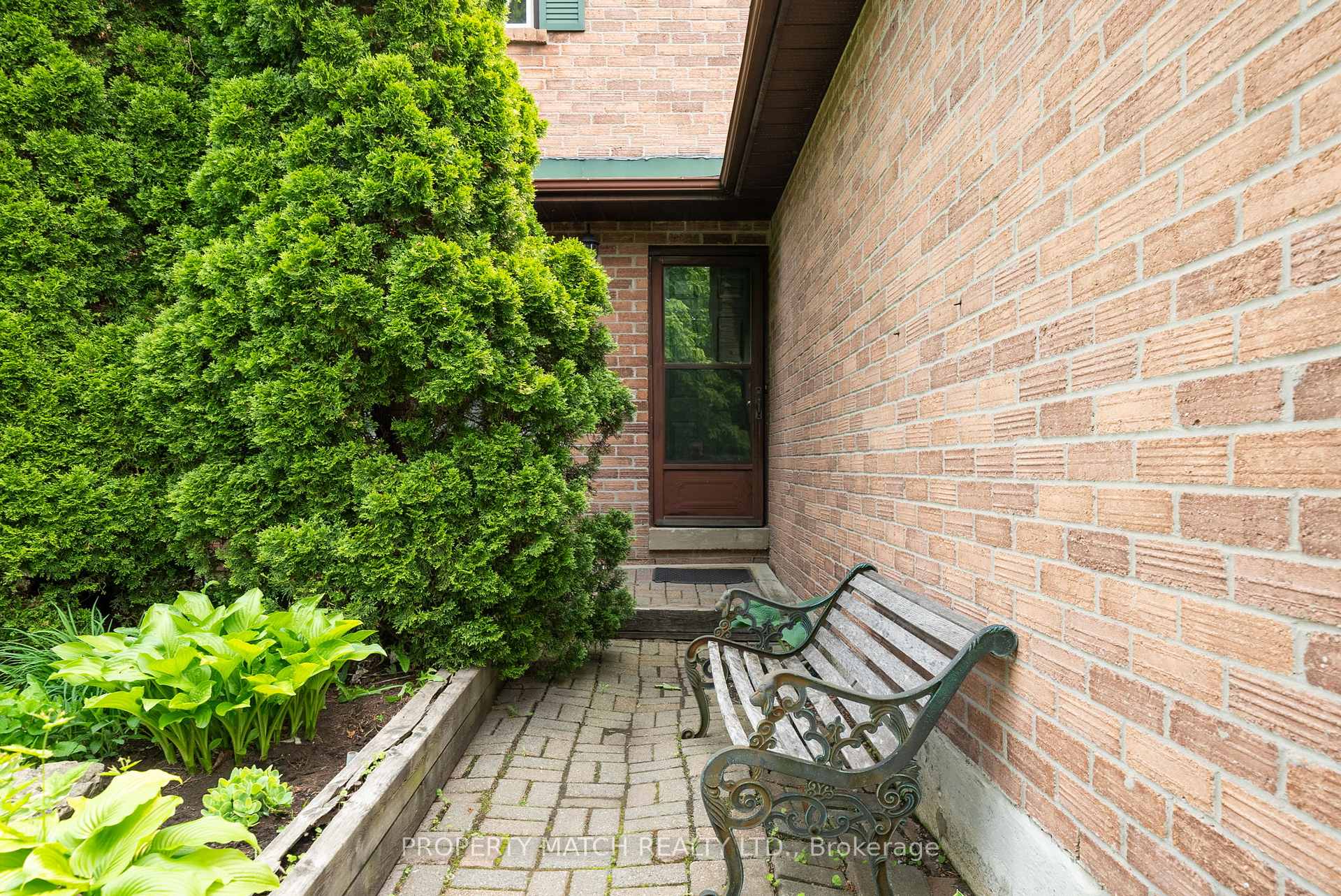 Photo 3 of 9 Dodsworth Drive, Ajax, Central West — HOMEH