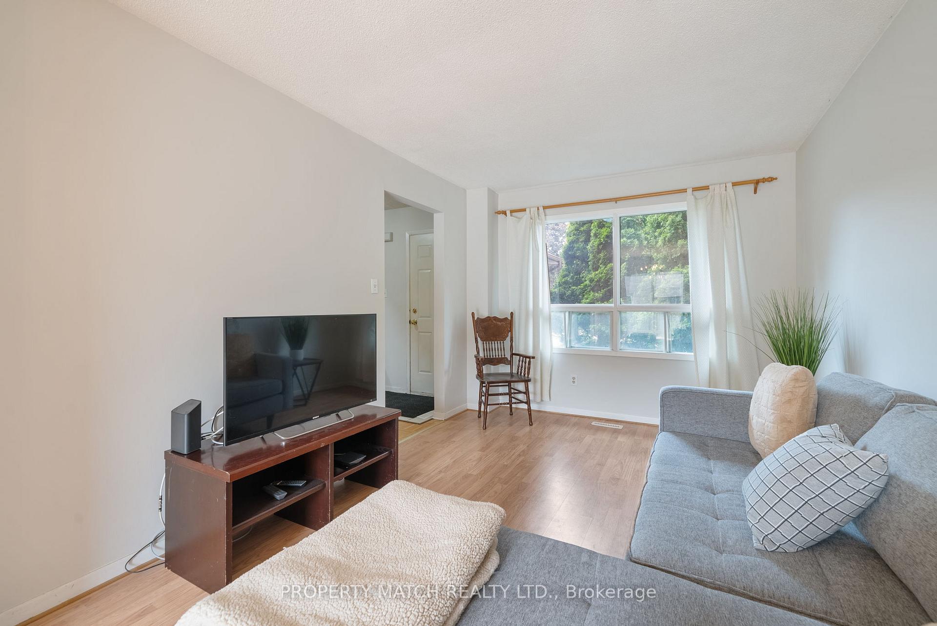 Photo 6 of 9 Dodsworth Drive, Ajax, Central West — HOMEH