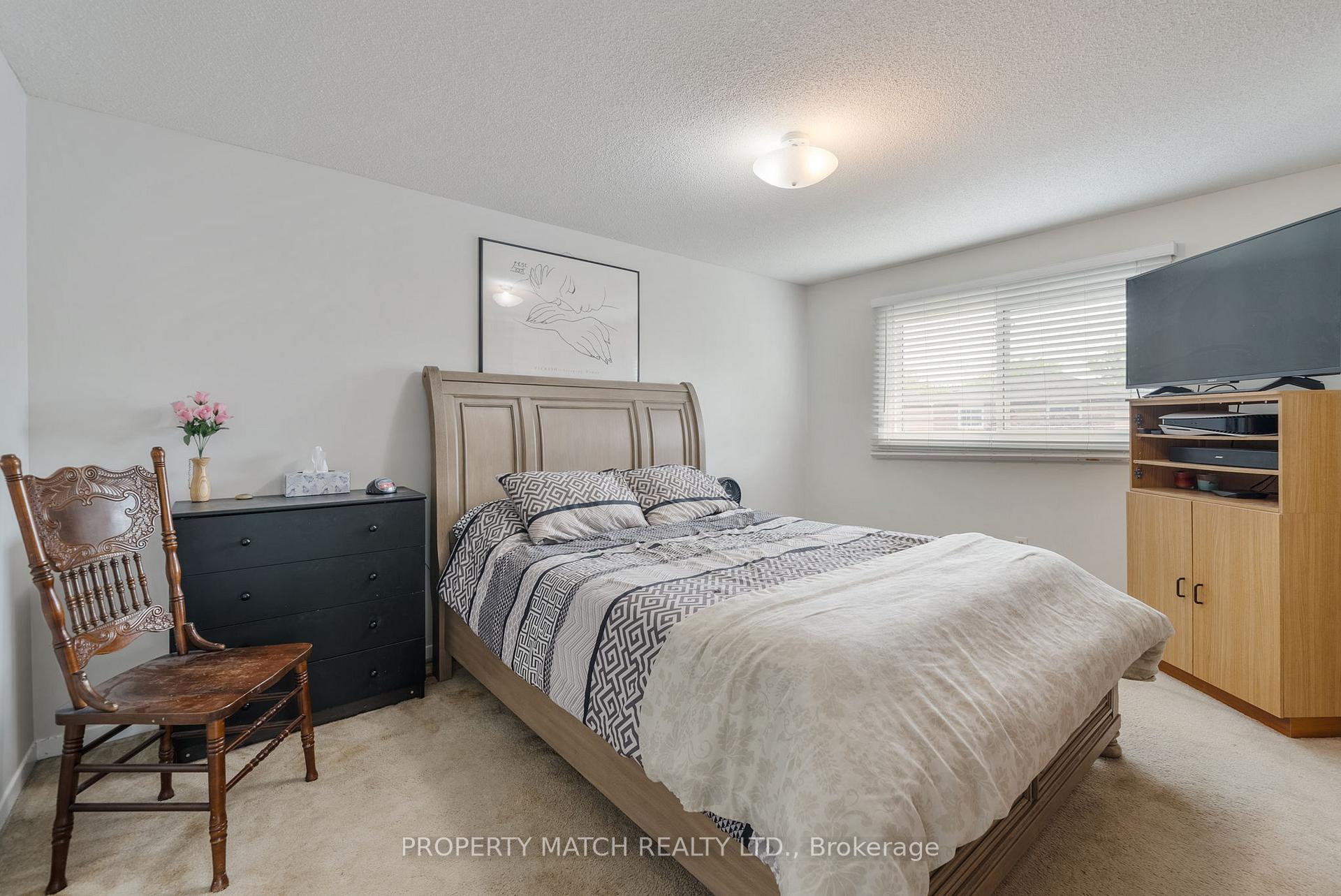Photo 17 of 9 Dodsworth Drive, Ajax, Central West — HOMEH