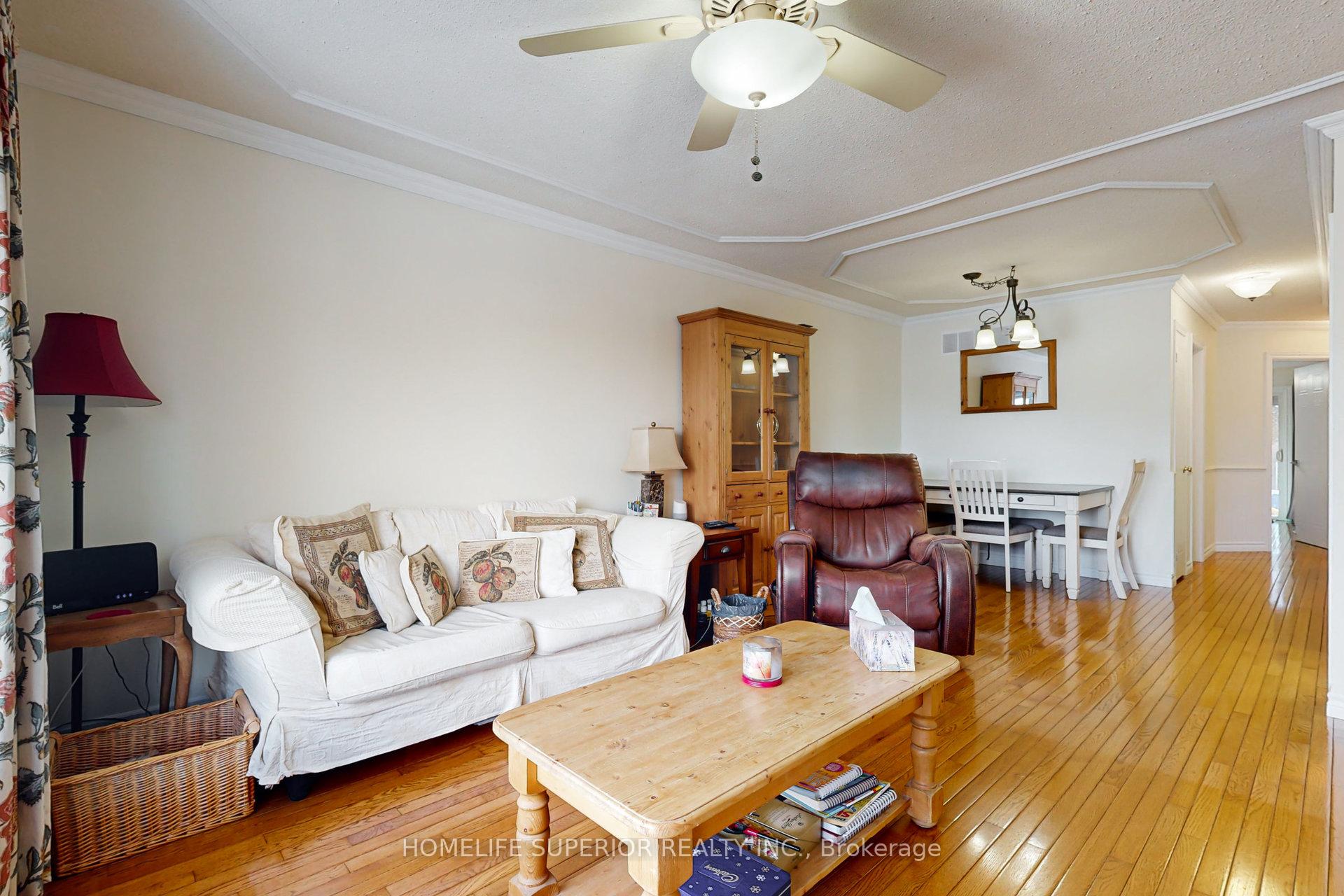 Photo 7 of 821 Bennett Court, Oshawa, Pinecrest — HOMEH