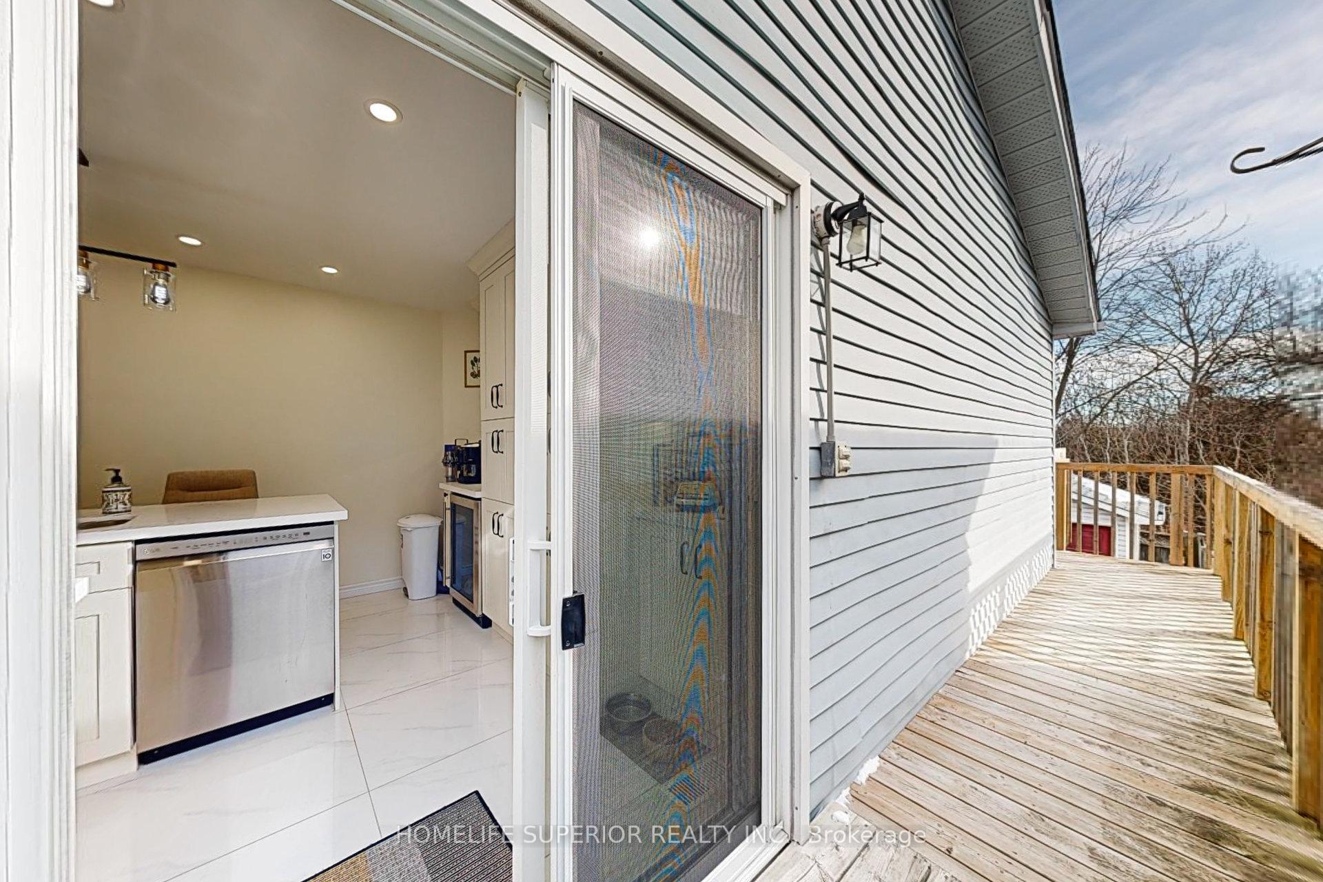 Photo 36 of 821 Bennett Court, Oshawa, Pinecrest — HOMEH