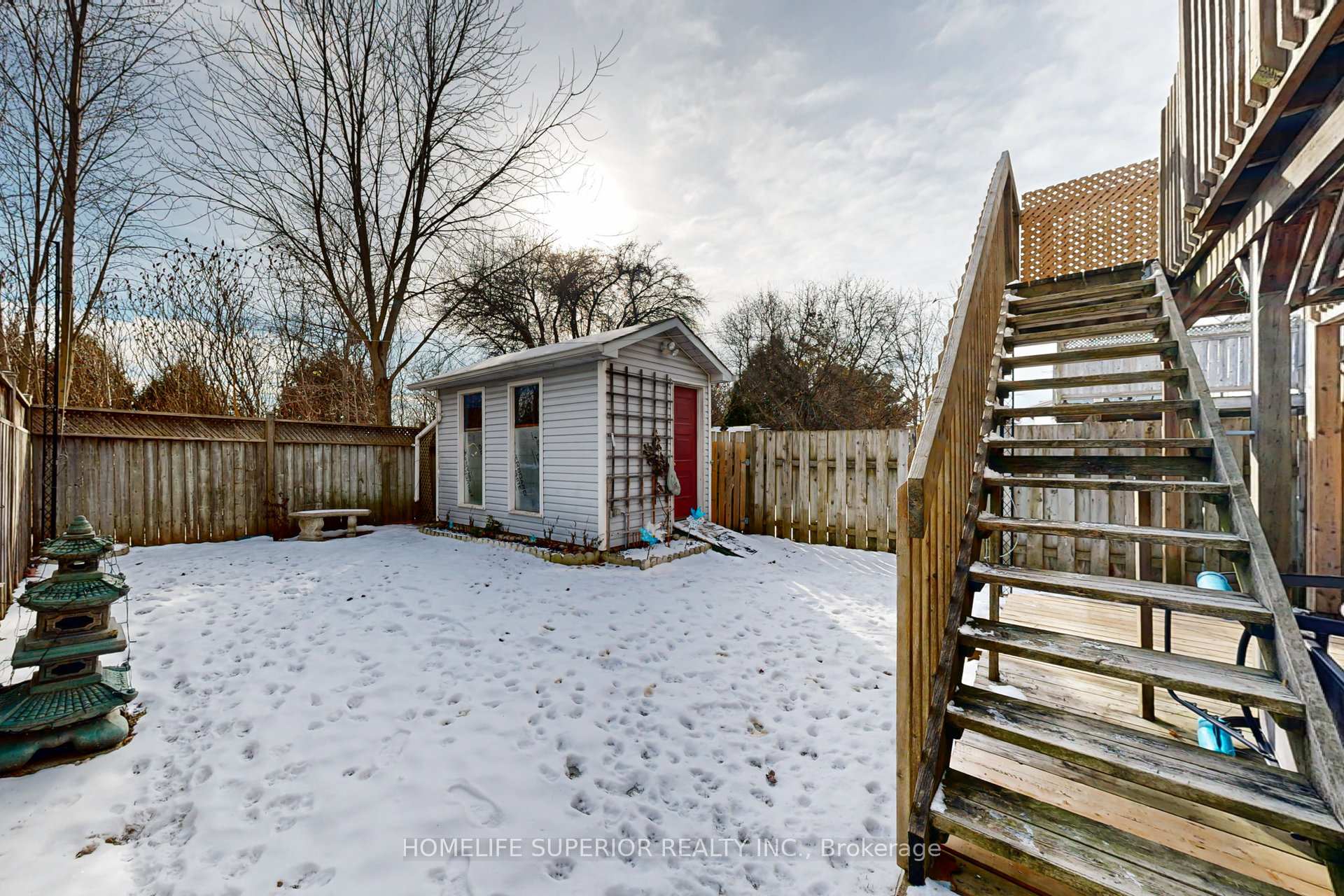 Photo 38 of 821 Bennett Court, Oshawa, Pinecrest — HOMEH