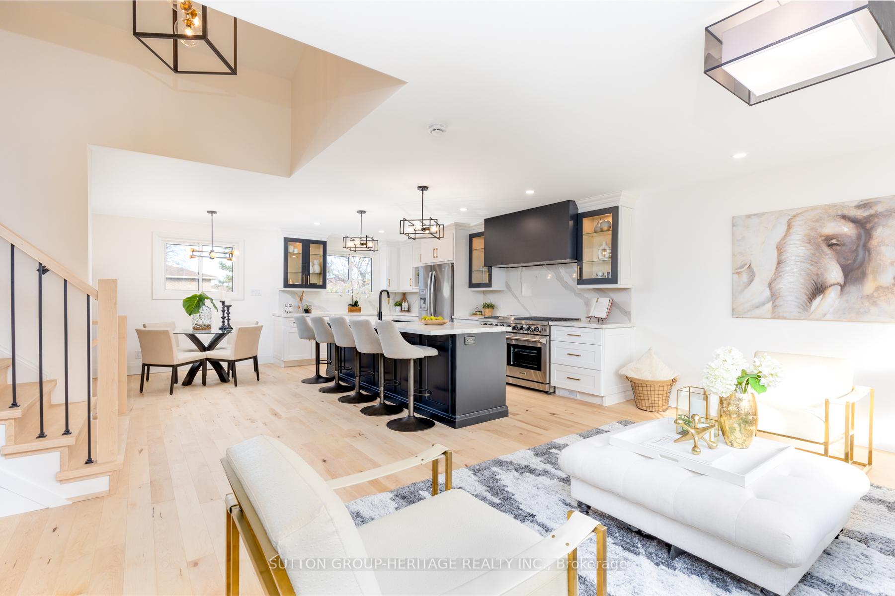 Photo 1 of 33 Mansfield Crescent, Whitby, Blue Grass Meadows — HOMEH