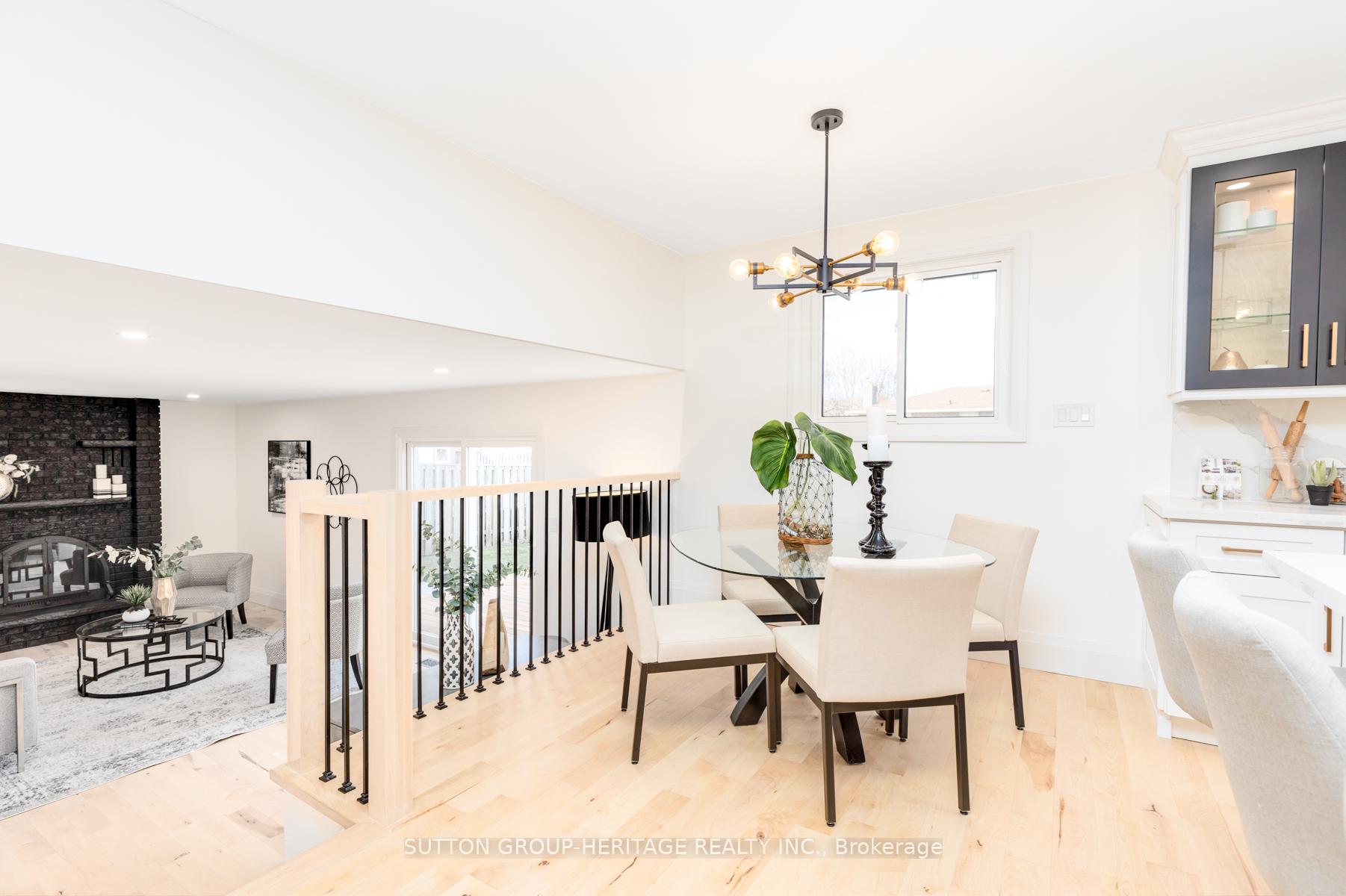 Photo 10 of 33 Mansfield Crescent, Whitby, Blue Grass Meadows — HOMEH