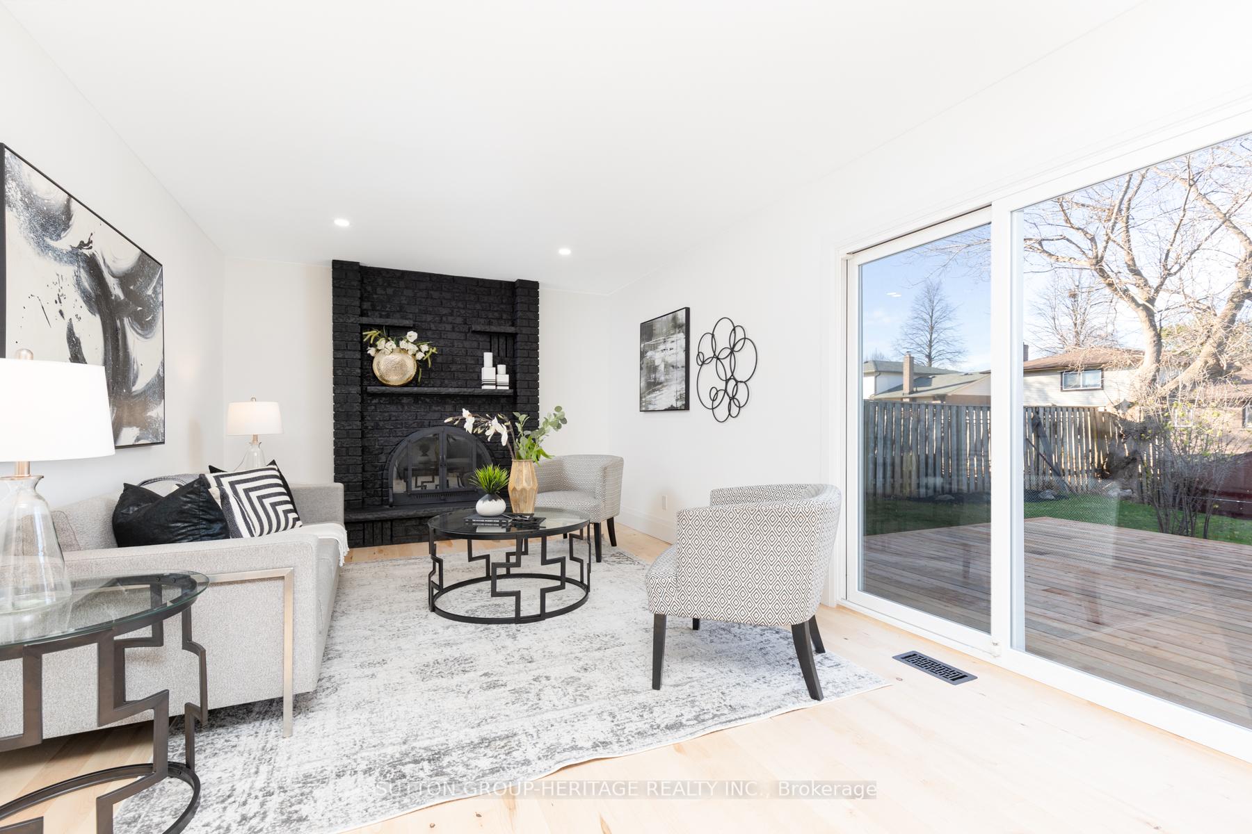 Photo 14 of 33 Mansfield Crescent, Whitby, Blue Grass Meadows — HOMEH