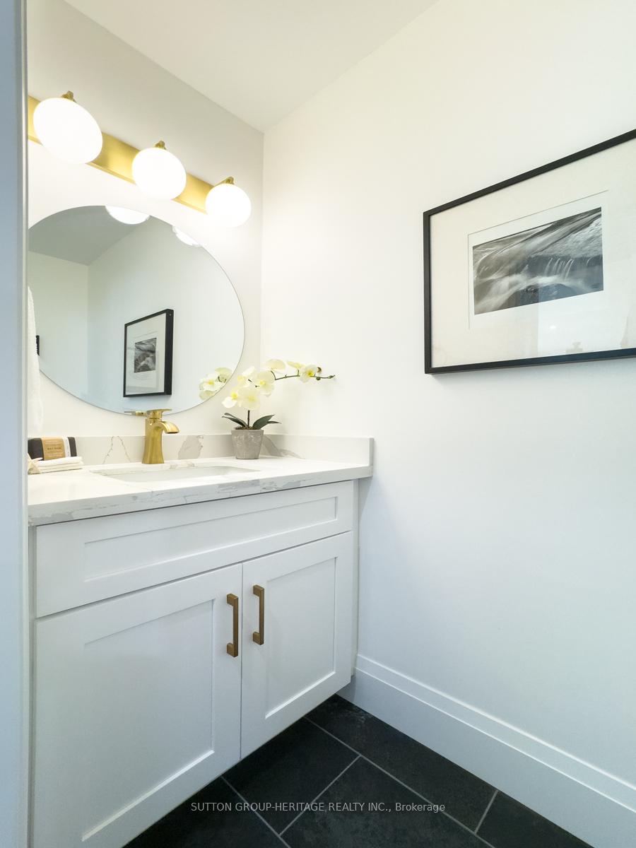 Photo 17 of 33 Mansfield Crescent, Whitby, Blue Grass Meadows — HOMEH