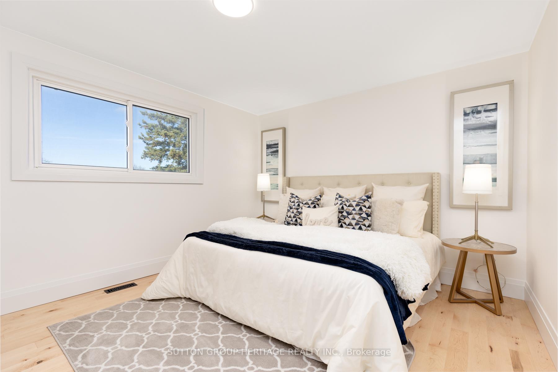 Photo 19 of 33 Mansfield Crescent, Whitby, Blue Grass Meadows — HOMEH