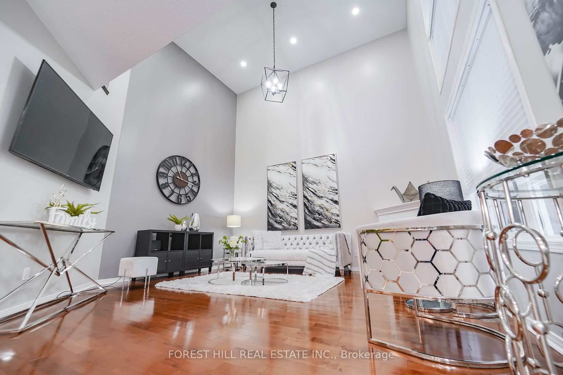 Photo 12 of 1453 Skyview Street, Oshawa, Taunton — HOMEH
