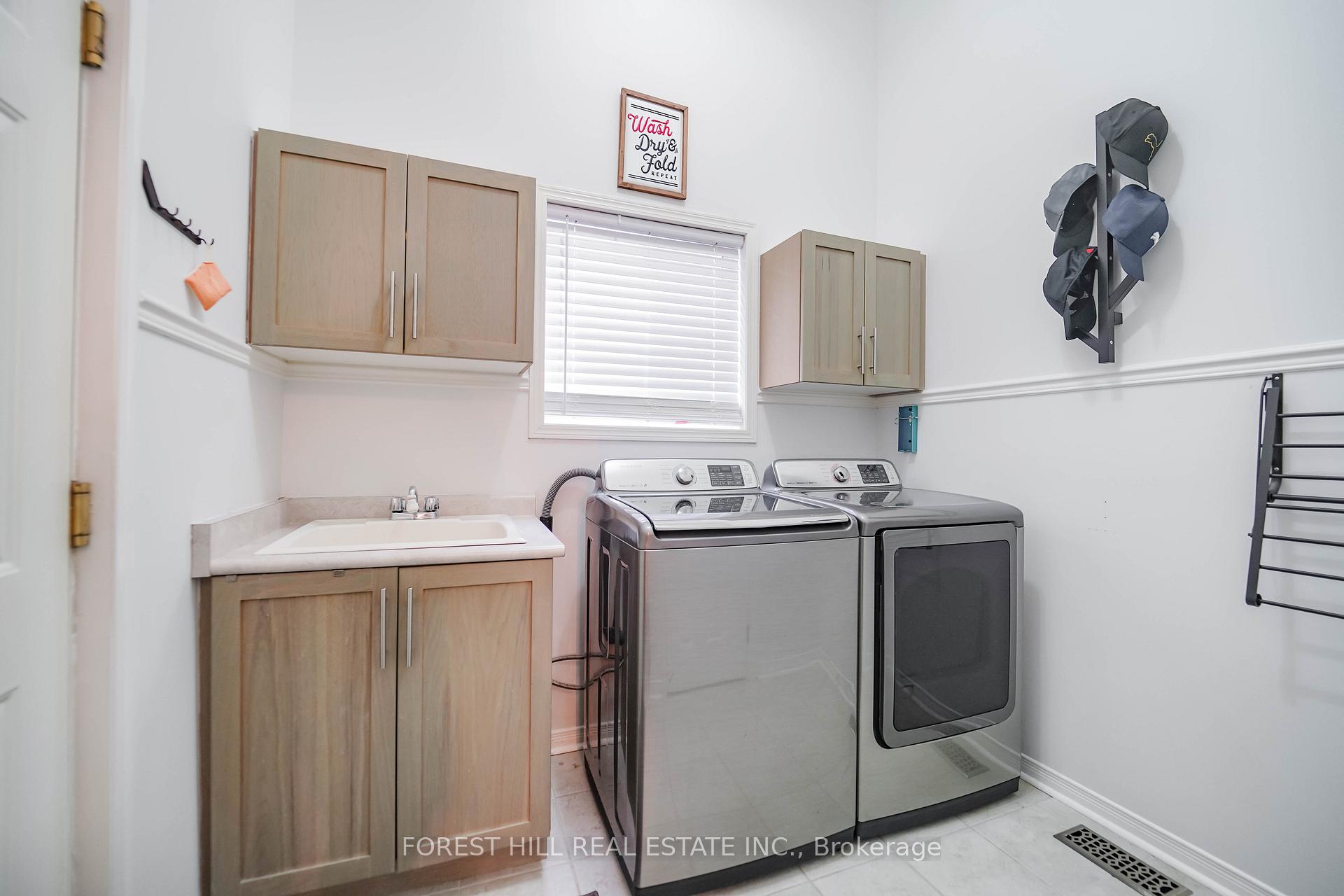 Photo 30 of 1453 Skyview Street, Oshawa, Taunton — HOMEH