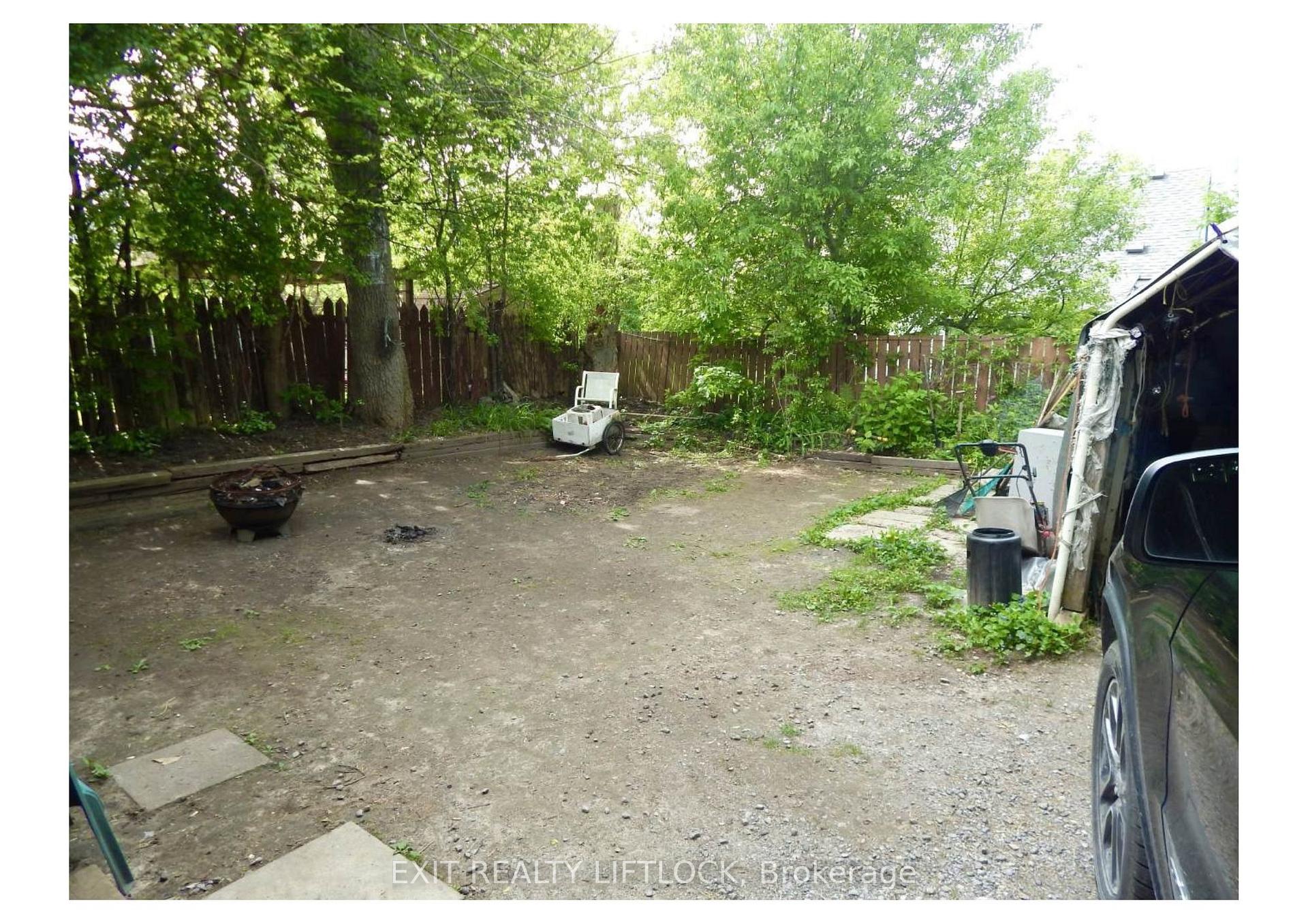 Photo 13 of 784 Duffus Street, Peterborough, Otonabee Ward 1 — HOMEH