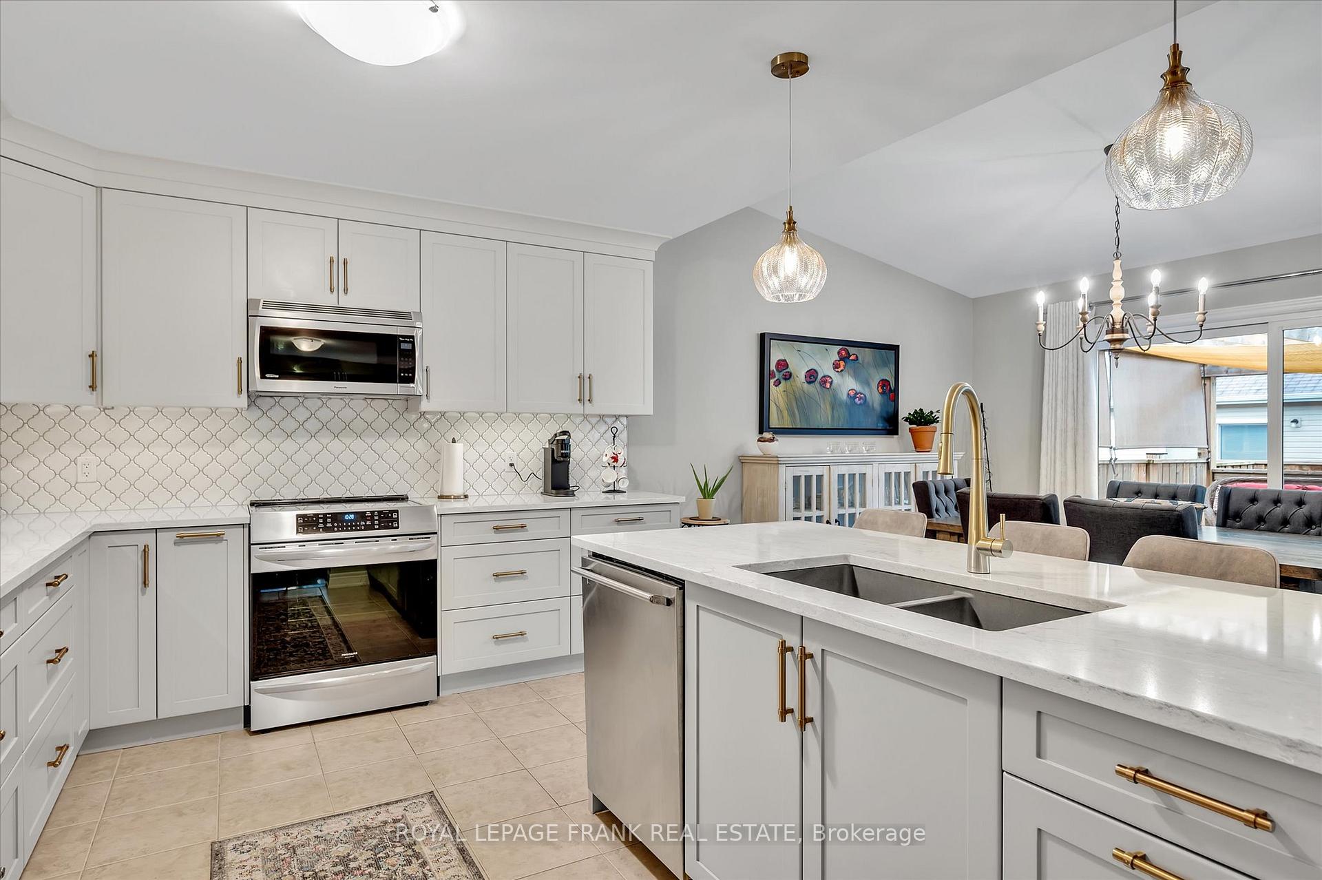 Photo 6 of 564 Grange Way, Peterborough, Northcrest Ward 5 — HOMEH