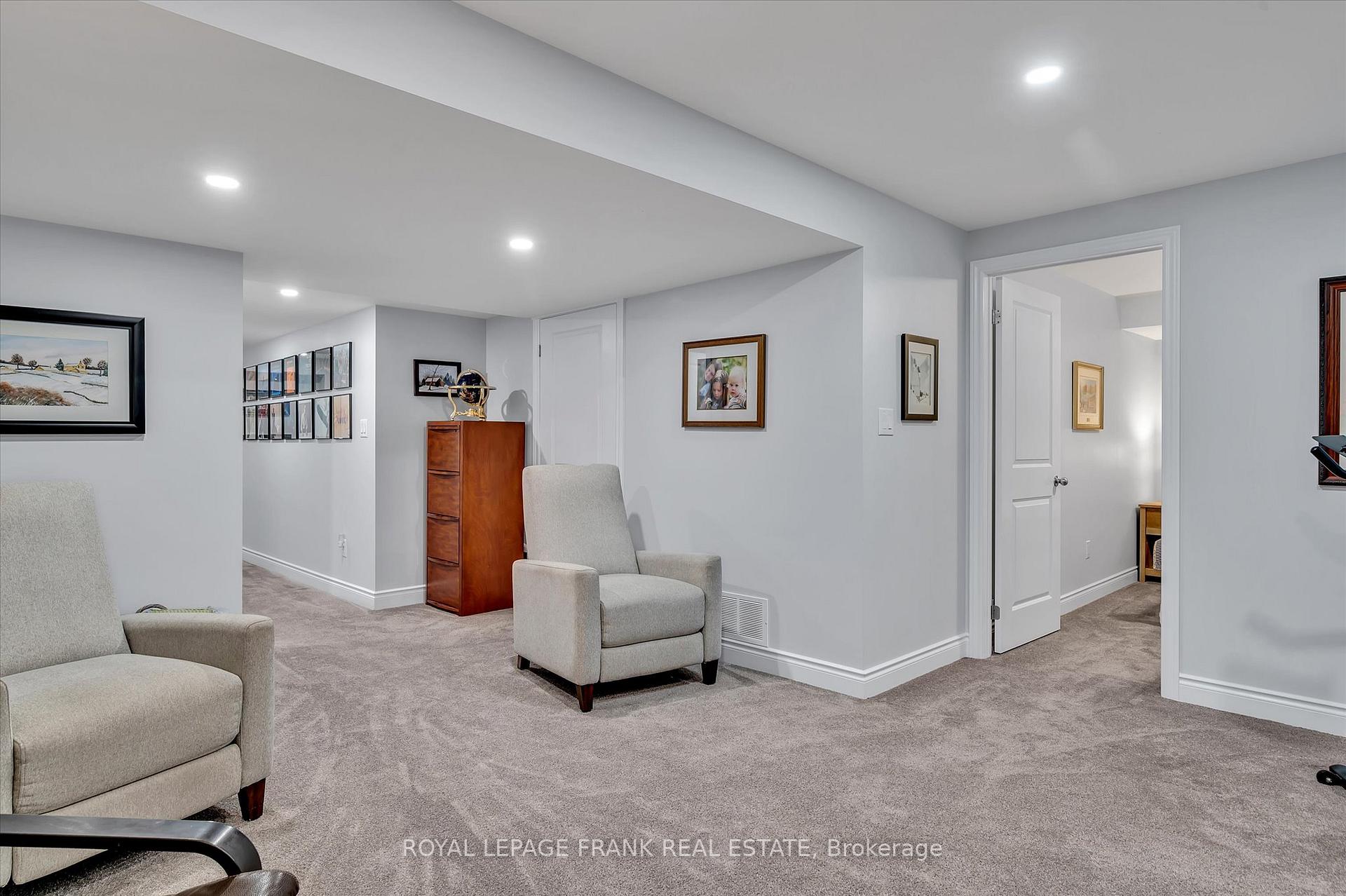Photo 38 of 564 Grange Way, Peterborough, Northcrest Ward 5 — HOMEH