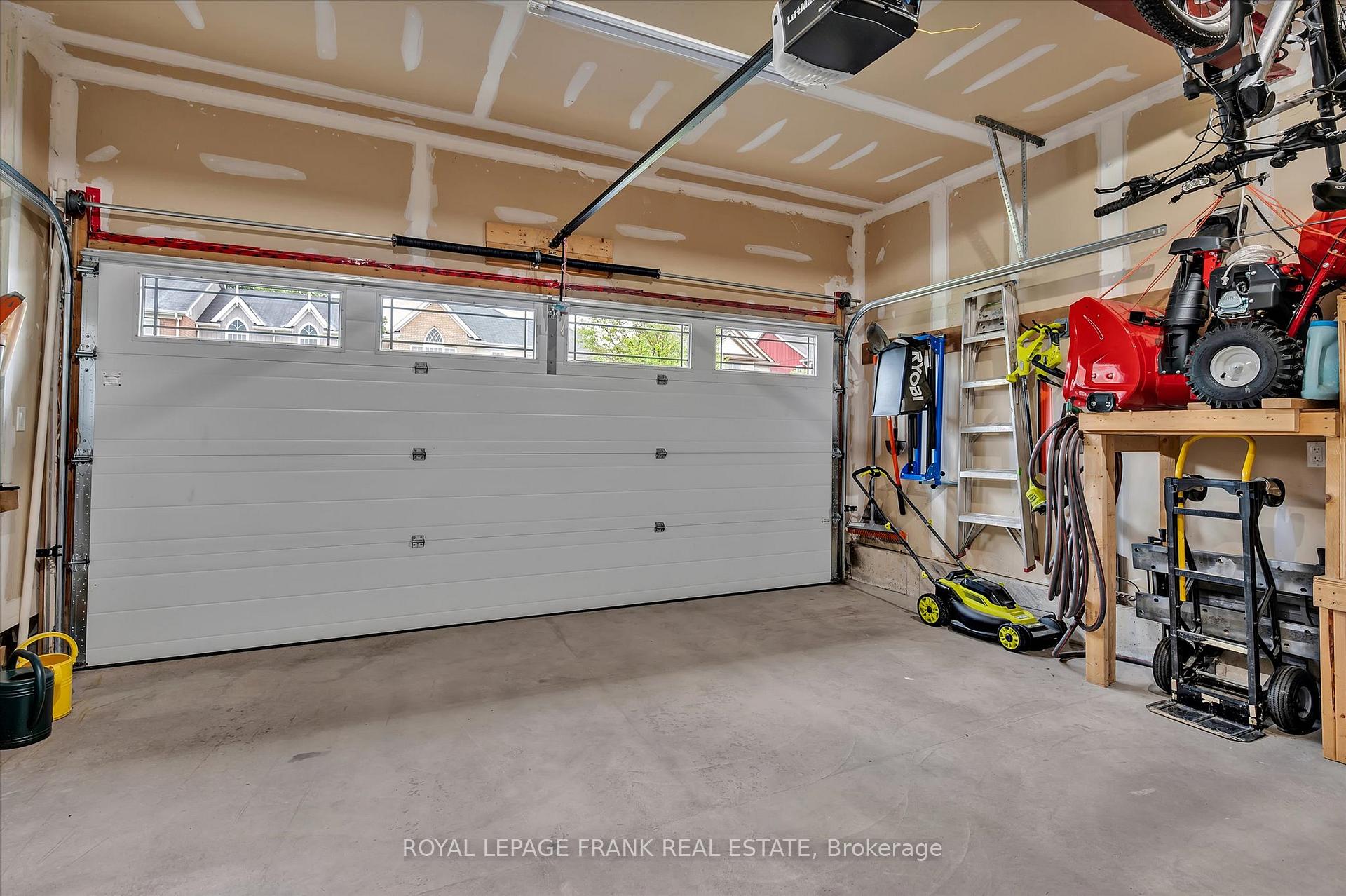 Photo 42 of 564 Grange Way, Peterborough, Northcrest Ward 5 — HOMEH