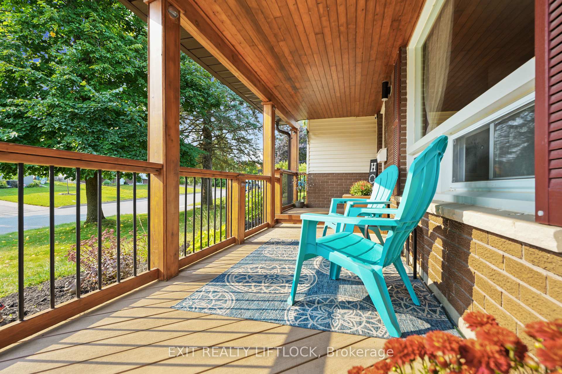 Photo 3 of 2031 Moncrief Road, Peterborough, Monaghan Ward 2 — HOMEH