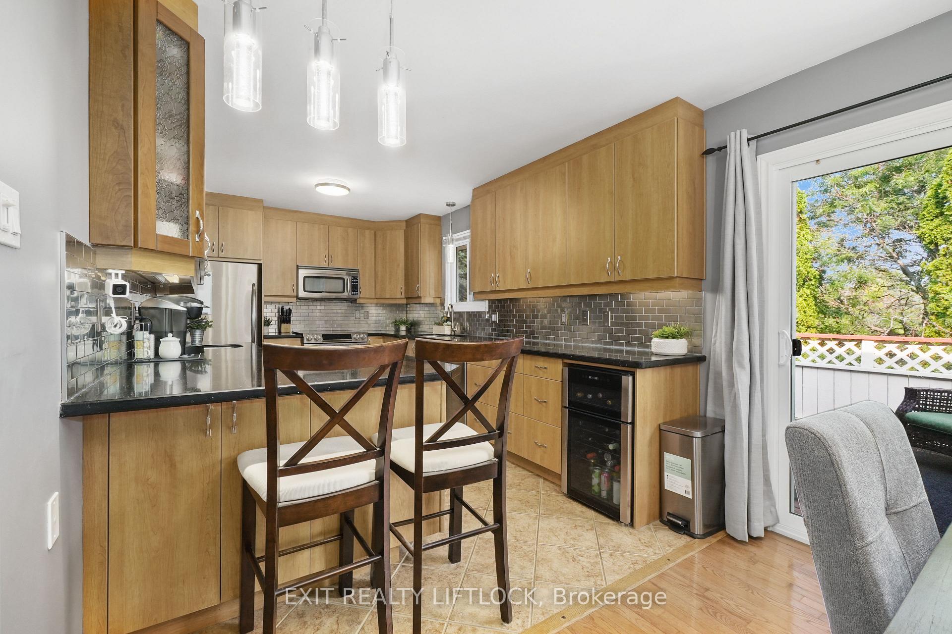 Photo 9 of 2031 Moncrief Road, Peterborough, Monaghan Ward 2 — HOMEH