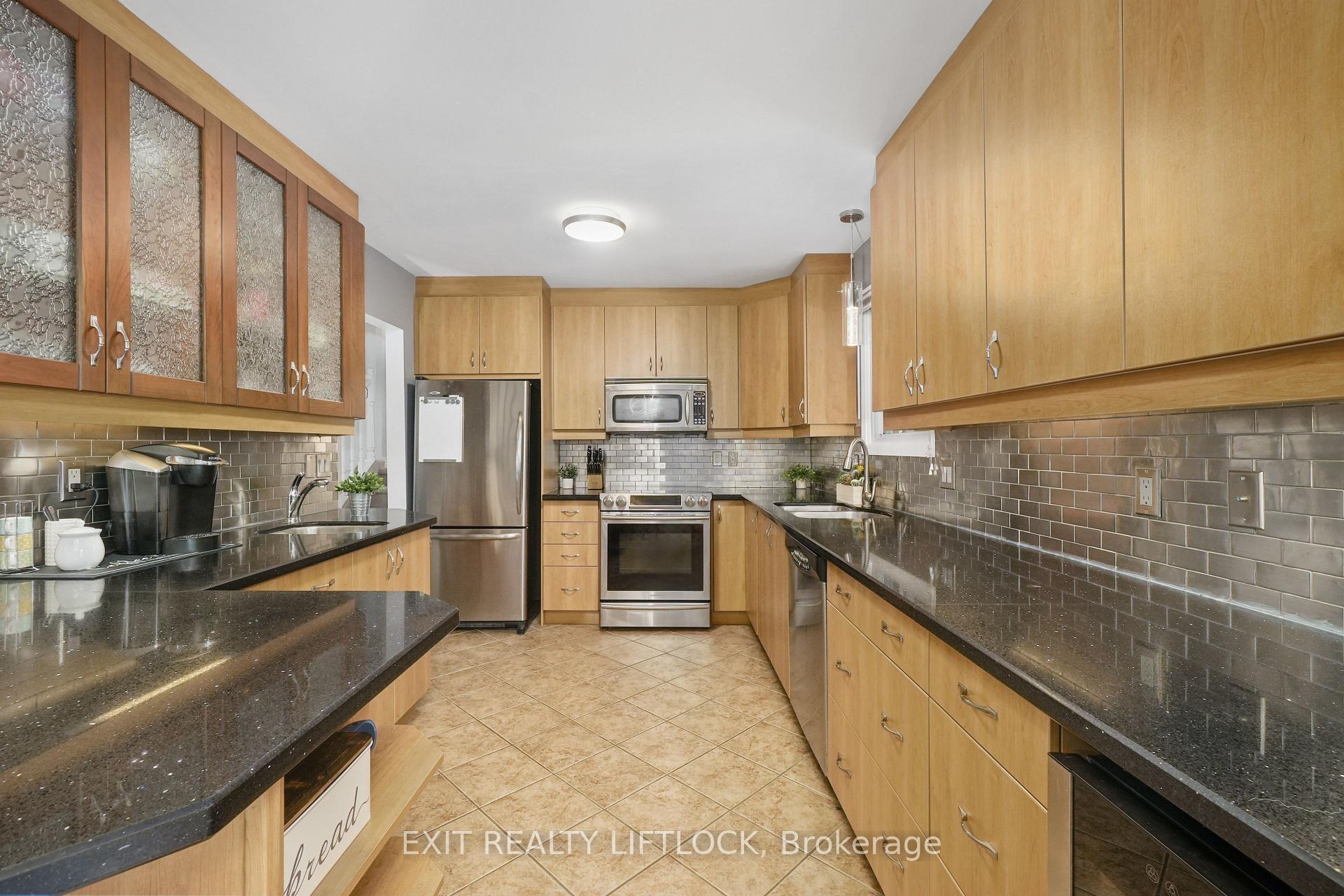 Photo 10 of 2031 Moncrief Road, Peterborough, Monaghan Ward 2 — HOMEH