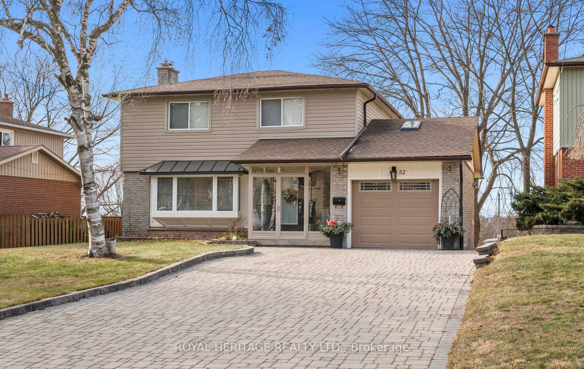 Photo 2 of 82 Springdale Crescent, Oshawa, Donevan — HOMEH
