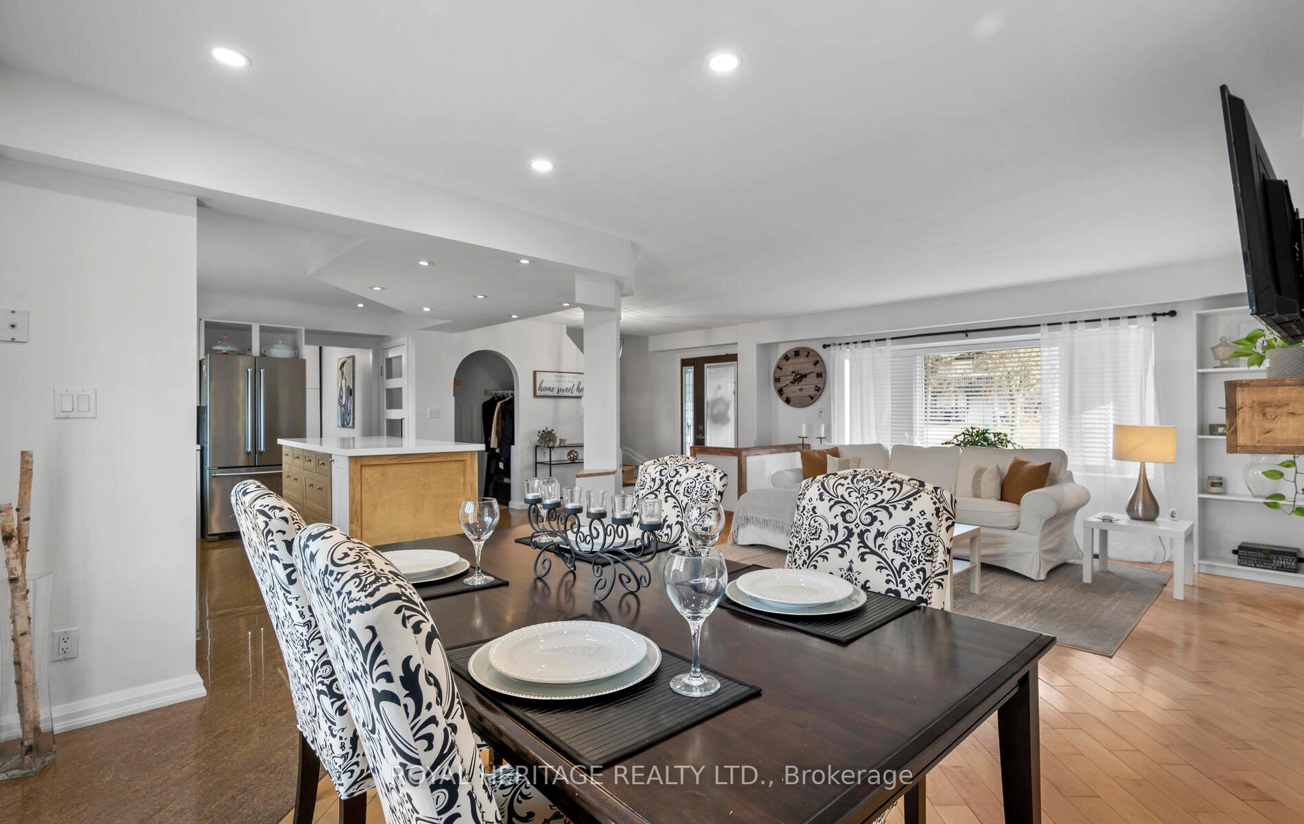 Photo 9 of 82 Springdale Crescent, Oshawa, Donevan — HOMEH