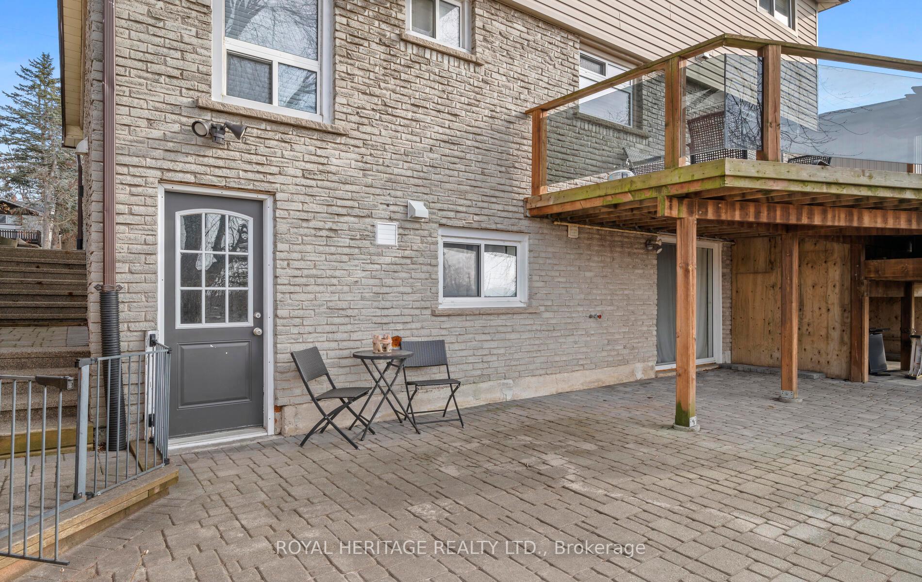 Photo 33 of 82 Springdale Crescent, Oshawa, Donevan — HOMEH