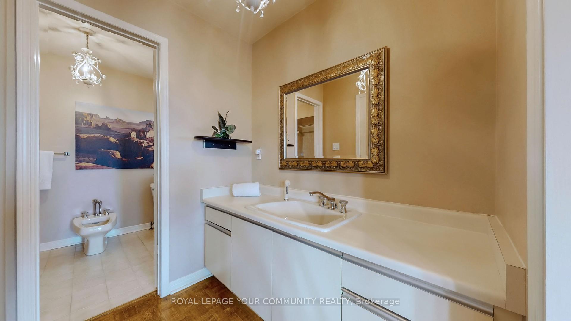Photo 27 of 26 Dicarlo Drive, Vaughan, Maple — HOMEH